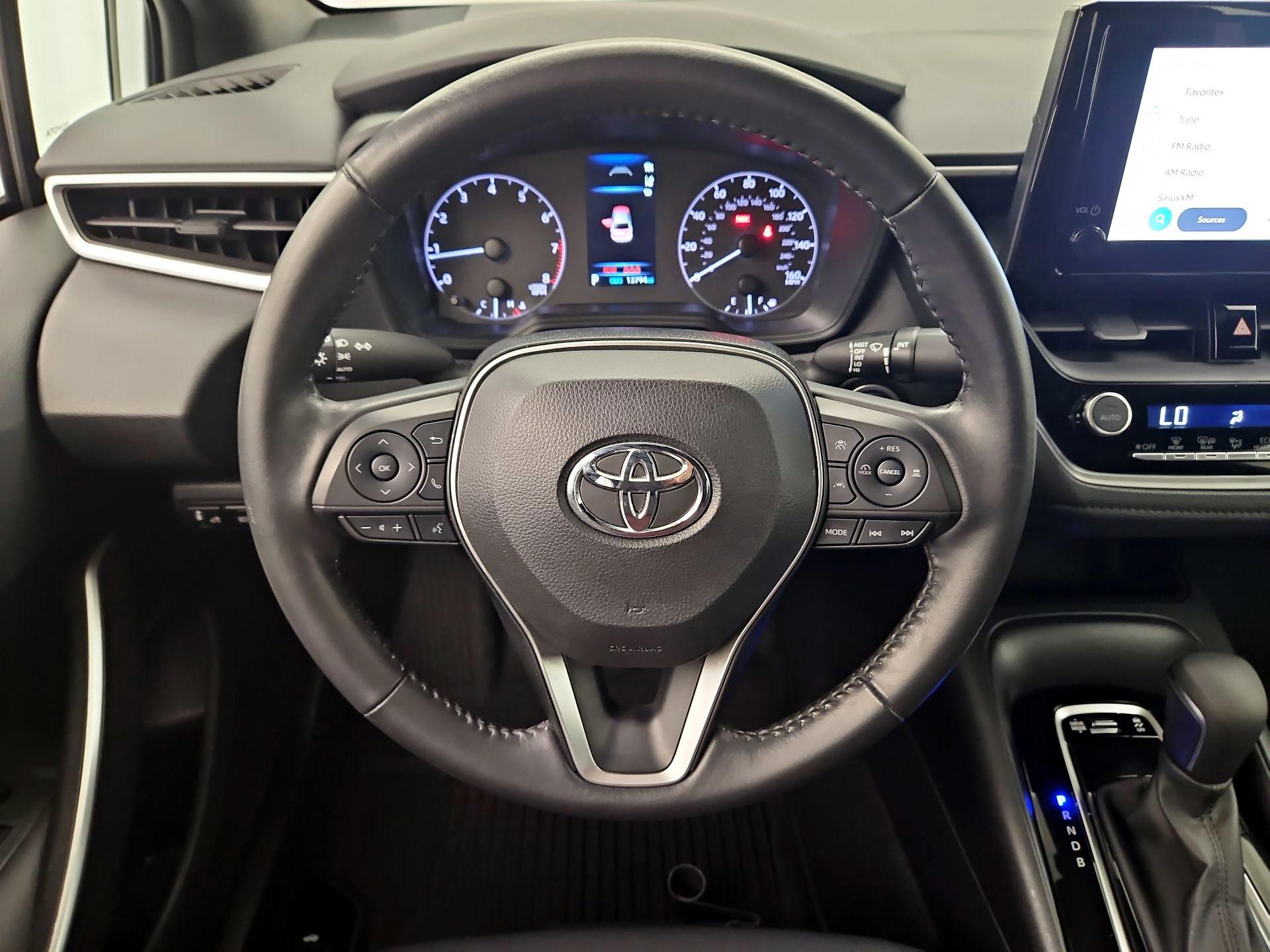 Thumbnail: 2023 Toyota Corolla - 10