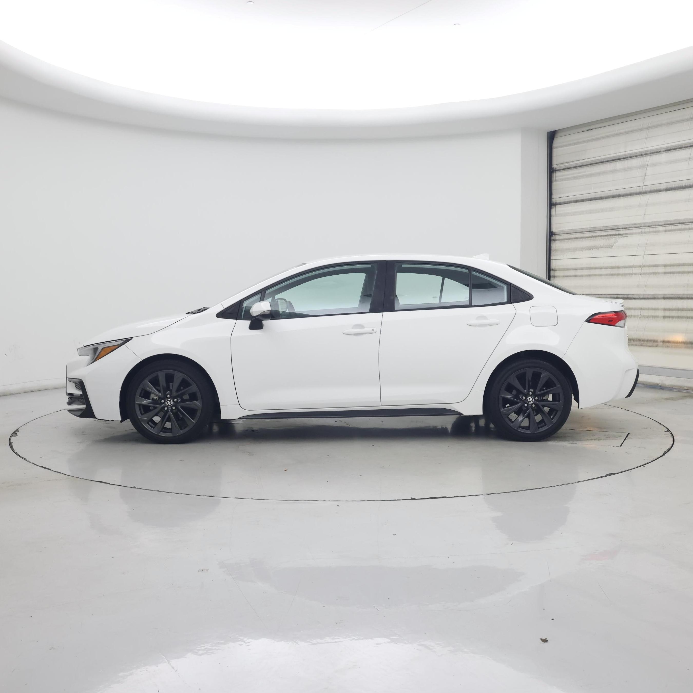 Thumbnail: 2023 Toyota Corolla - 3
