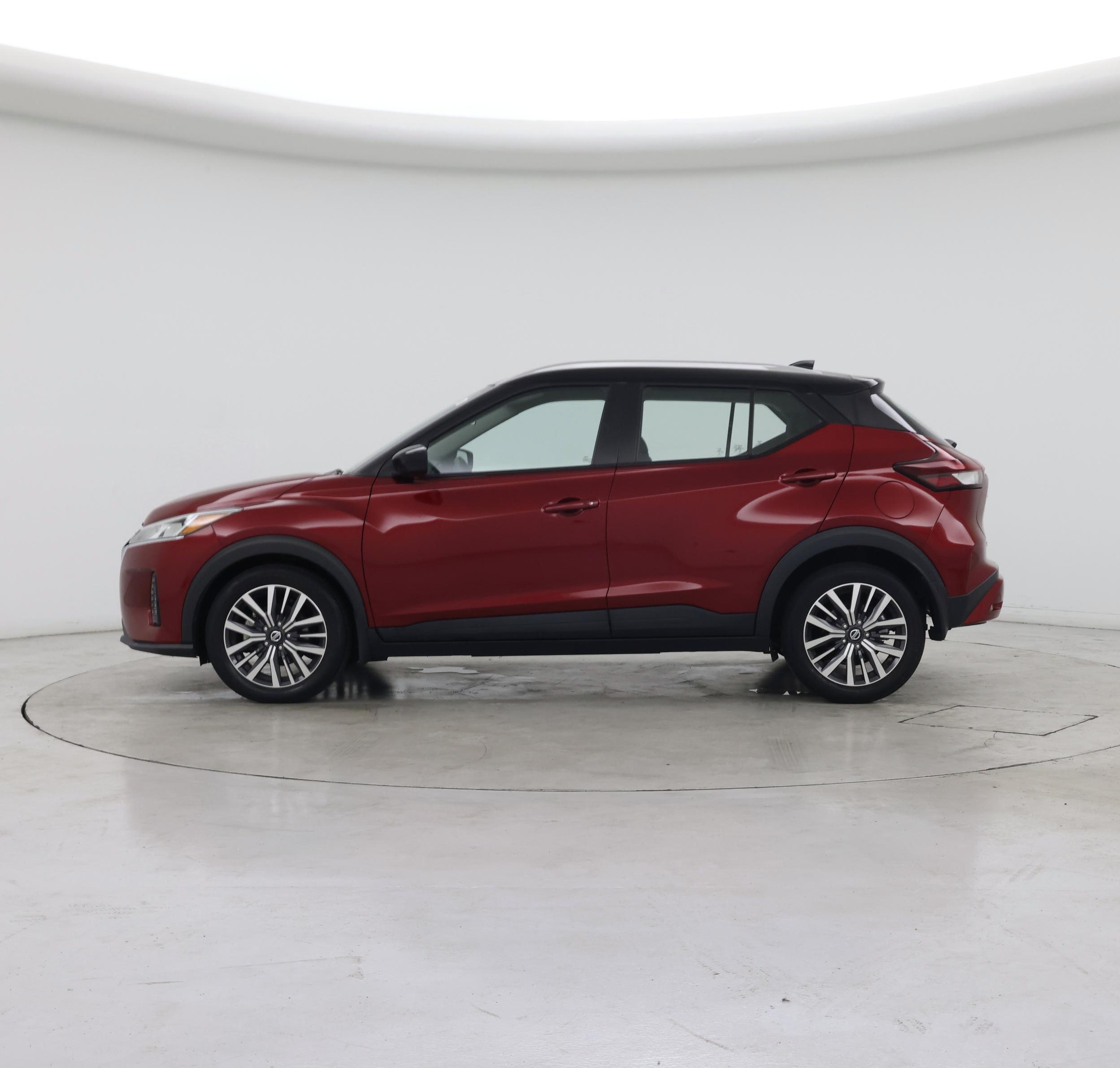 Thumbnail: 2021 Nissan Kicks - 3