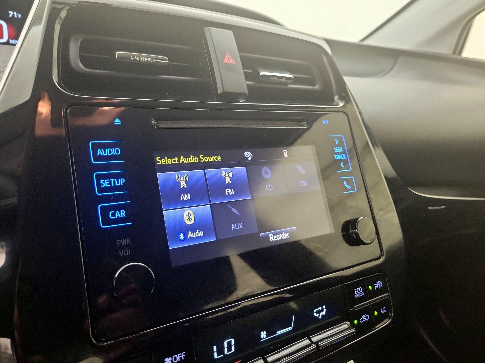 Thumbnail: 2016 Toyota Prius - 15