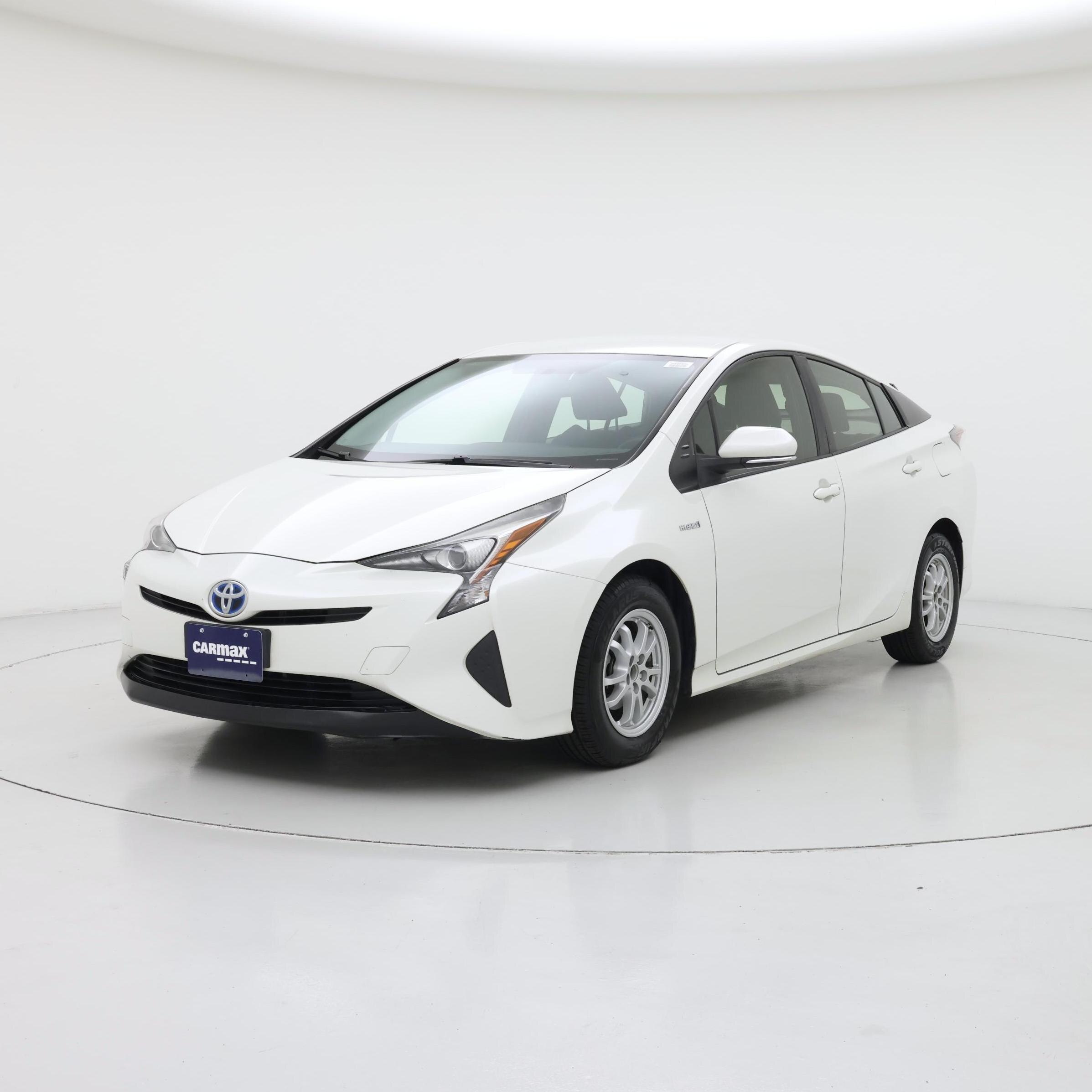 Thumbnail: 2016 Toyota Prius - 4