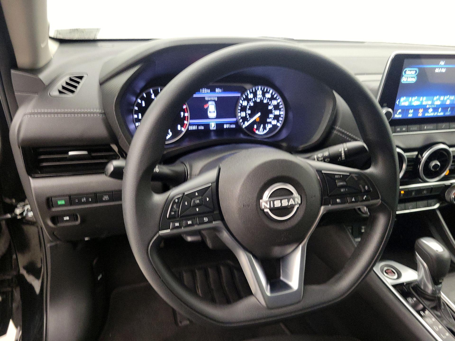 Thumbnail: 2024 Nissan Sentra - 10