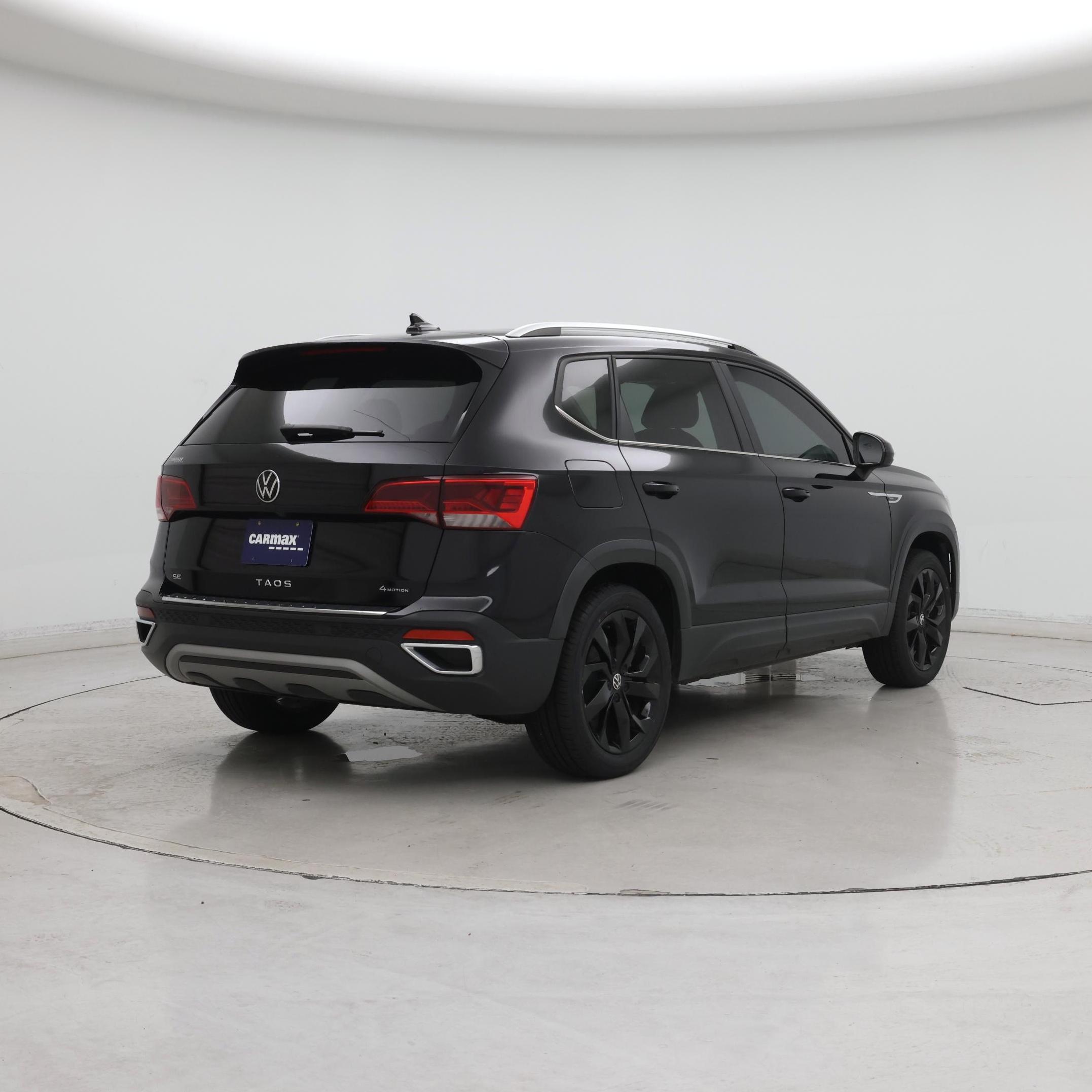 Thumbnail: 2023 Volkswagen Taos - 8