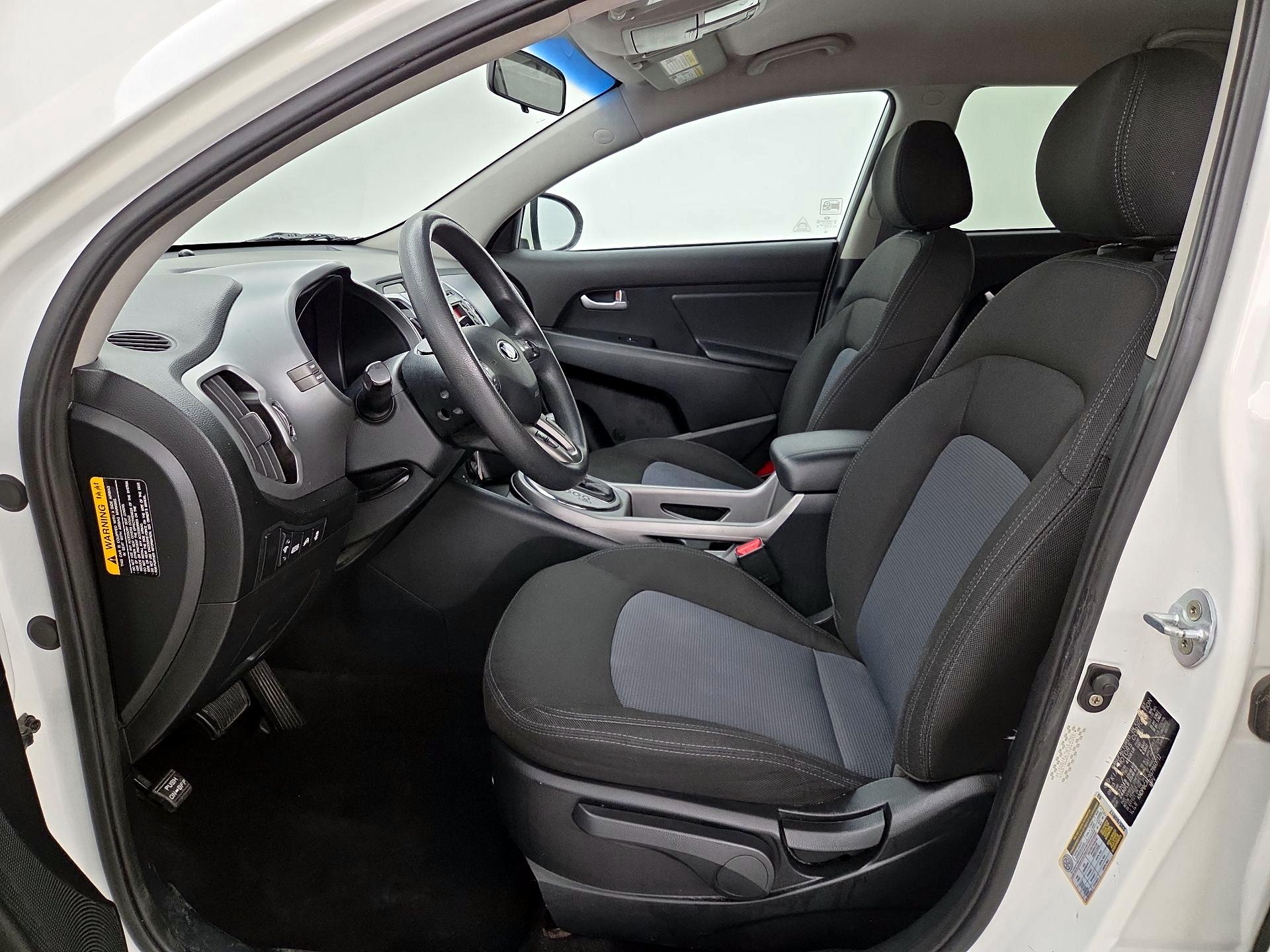 Thumbnail: 2016 Kia Sportage - 11