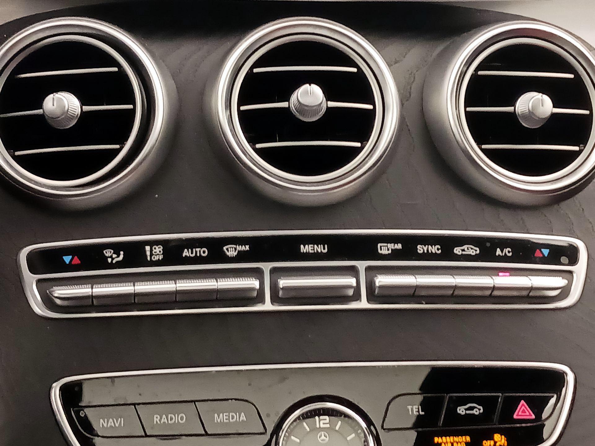 Thumbnail: 2021 Mercedes-Benz C-Class - 16
