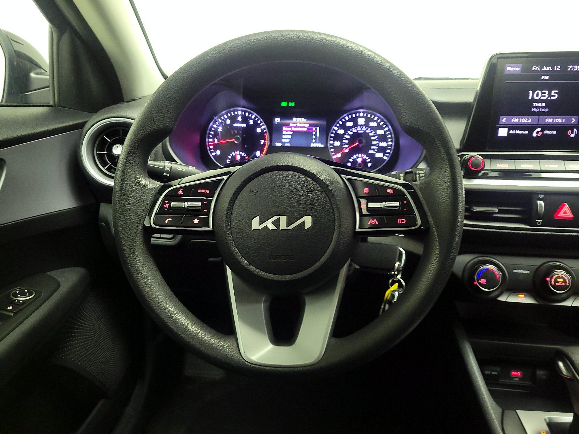 Thumbnail: 2024 Kia Forte - 10
