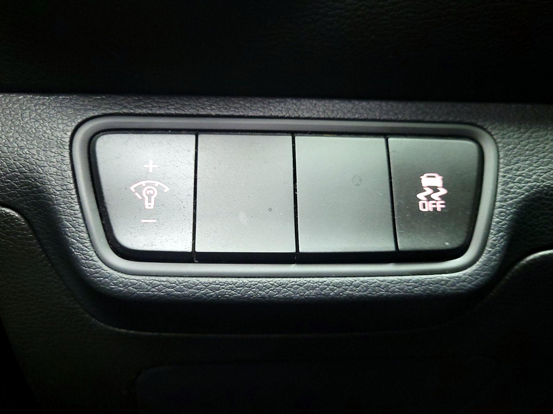 Thumbnail: 2024 Kia Forte - 13