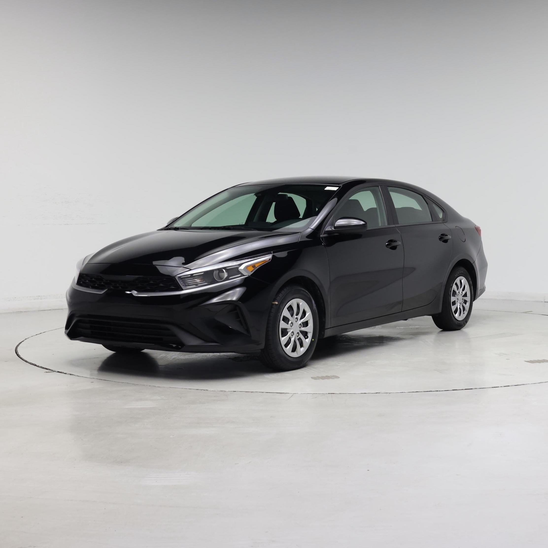 Thumbnail: 2024 Kia Forte - 4