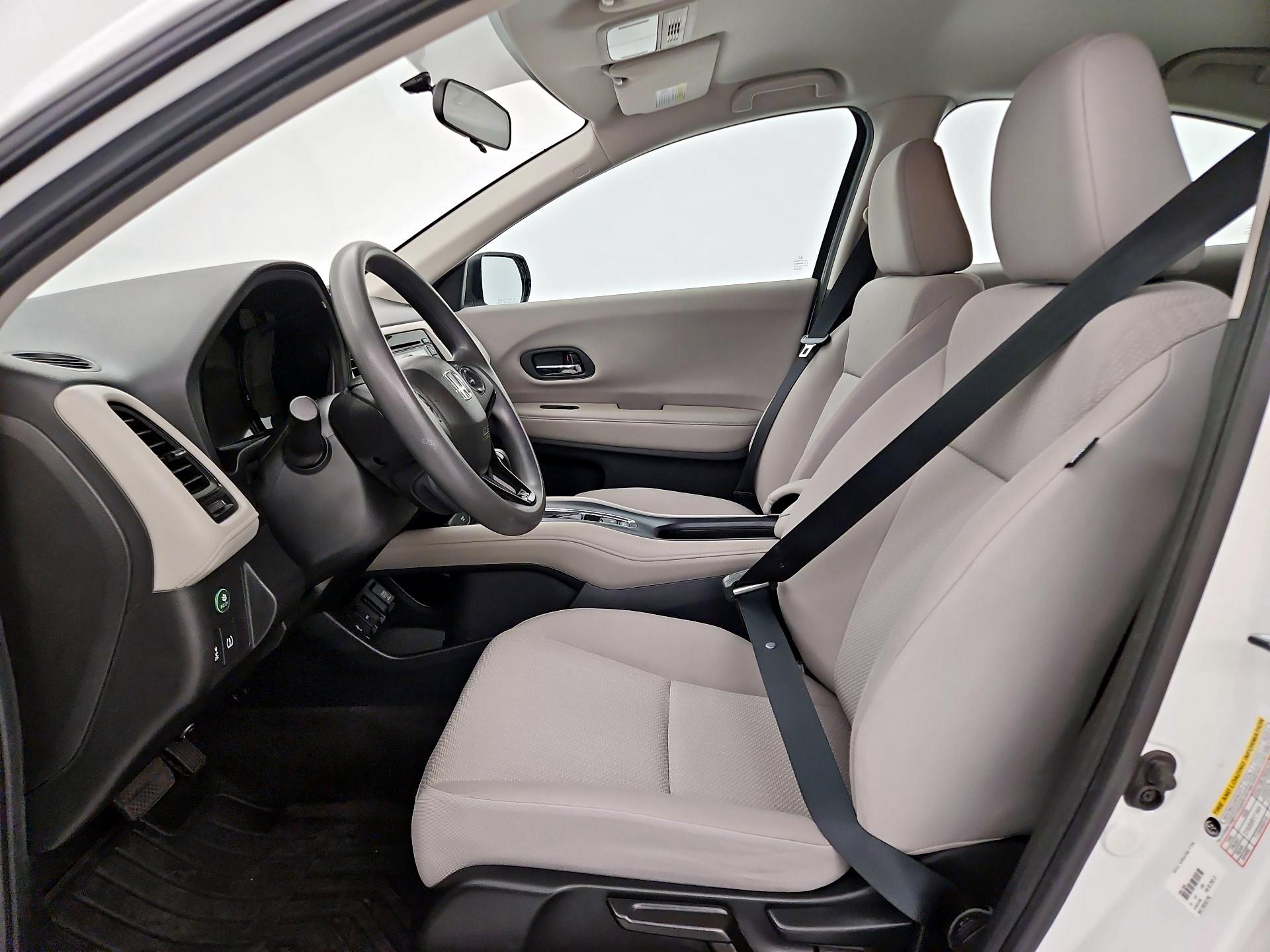 Thumbnail: 2018 Honda HR-V - 11