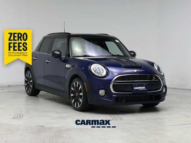 Blue 2018 MINI Cooper Hatchback Front-Wheel Drive Automatic
