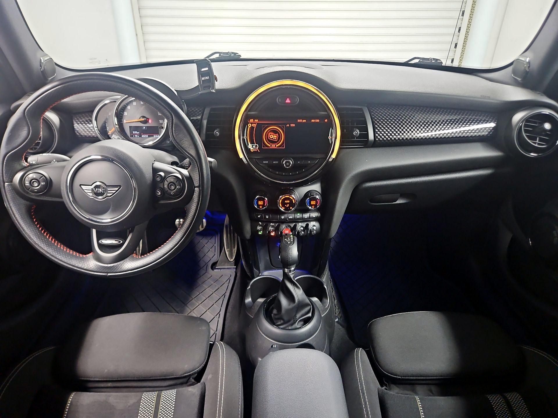 Thumbnail: 2018 MINI Cooper Hardtop - 9