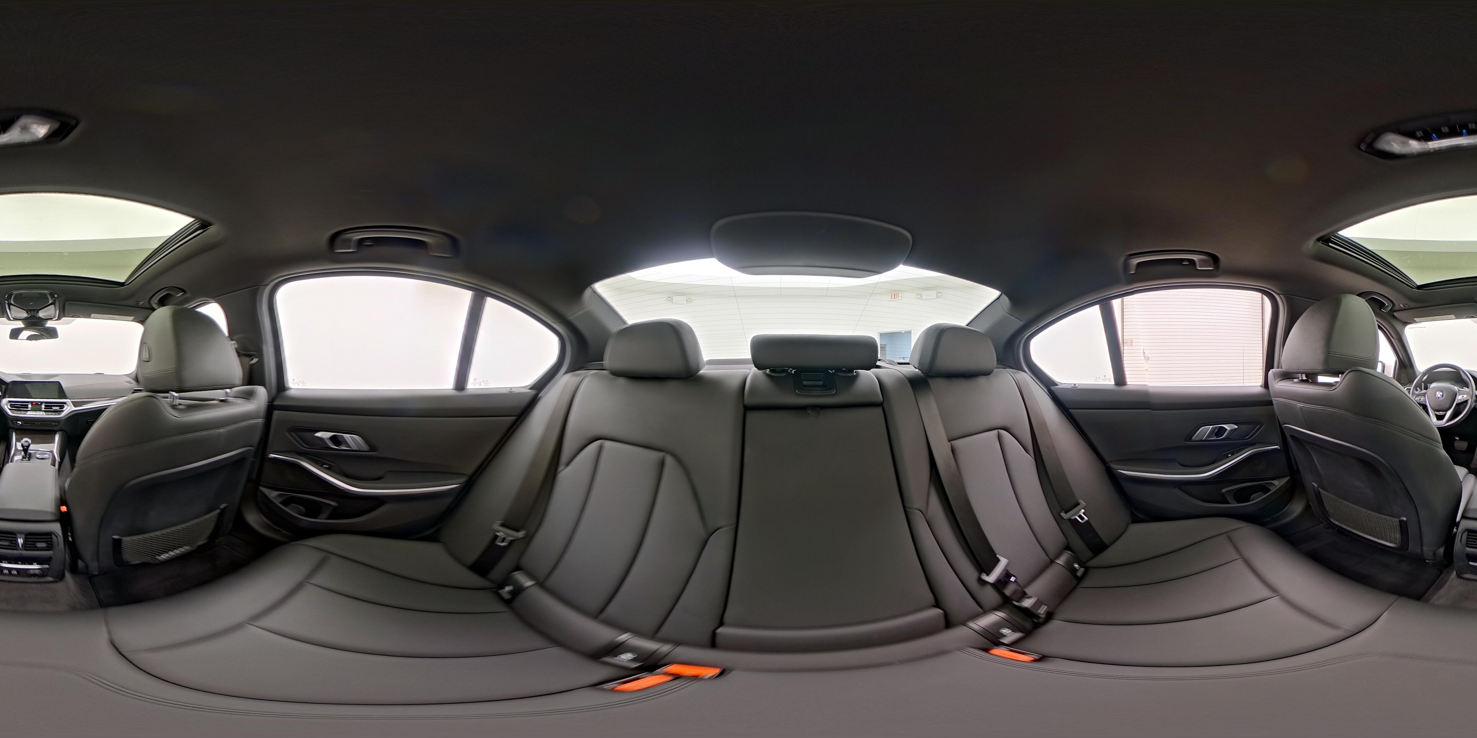 2021 BMW 3 Series 330e - Photo 26
