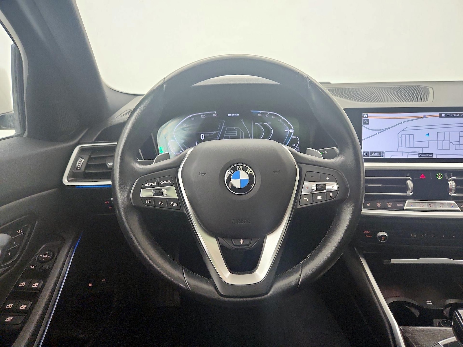 2021 BMW 3 Series 330e - Photo 11