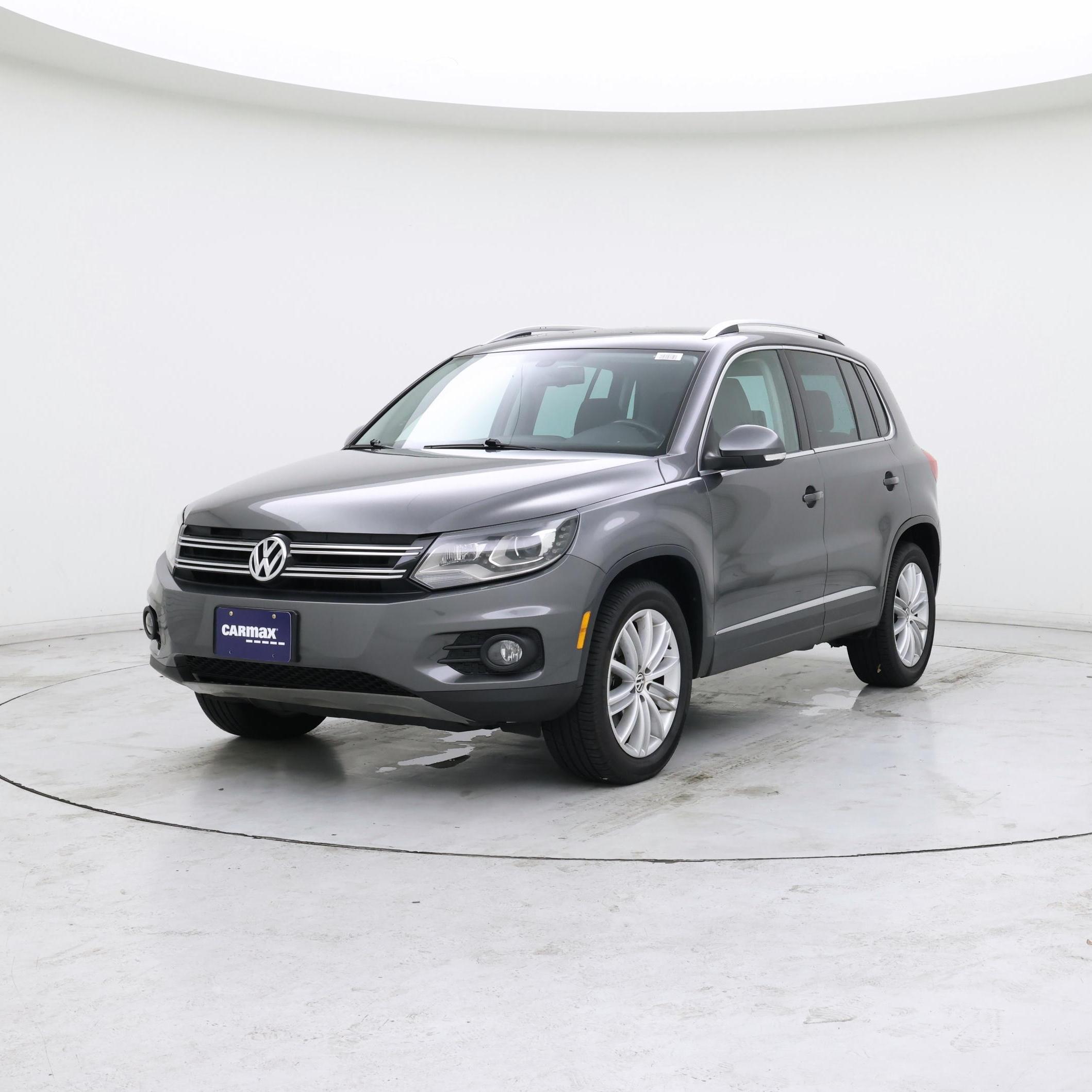 Thumbnail: 2016 Volkswagen Tiguan - 4