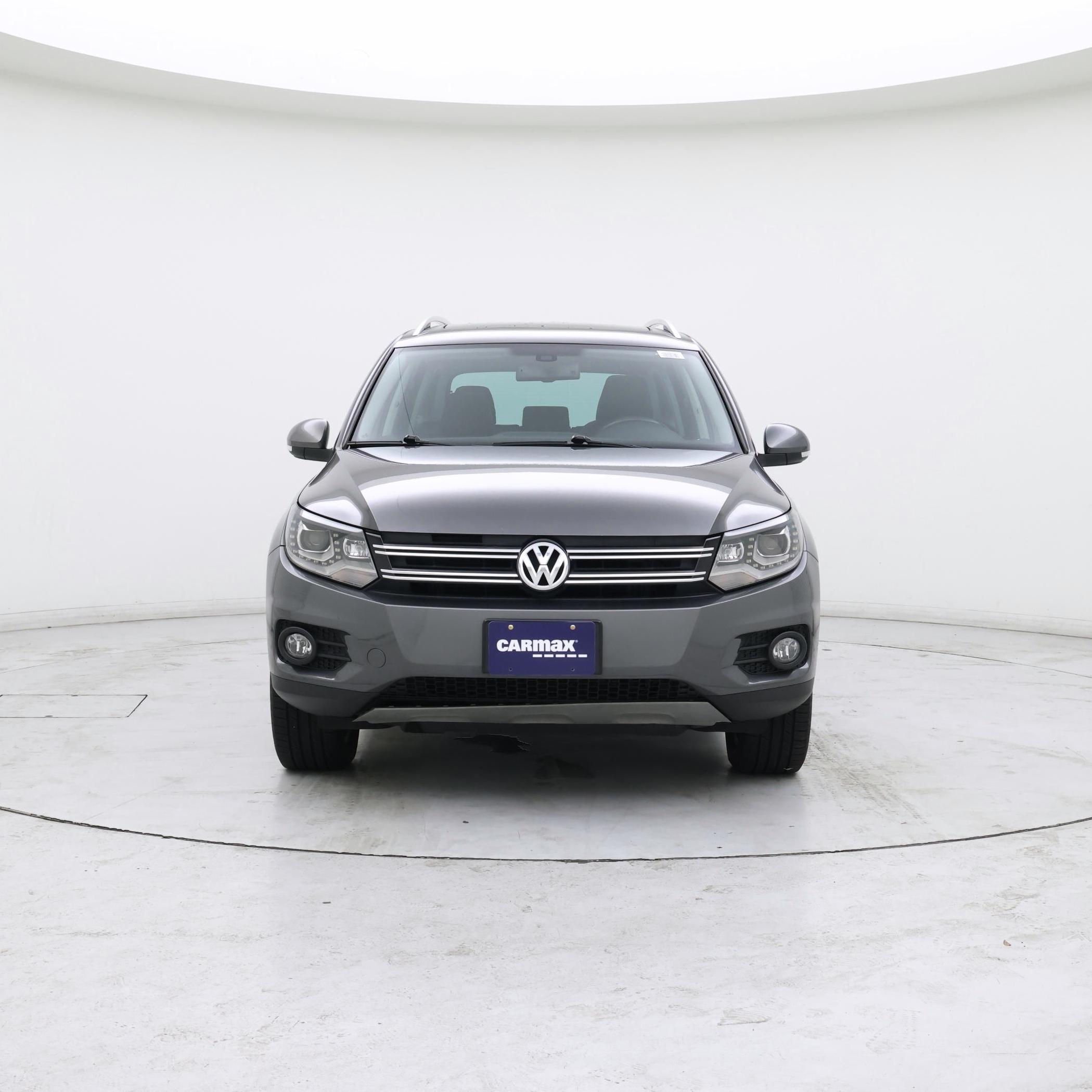 Thumbnail: 2016 Volkswagen Tiguan - 5