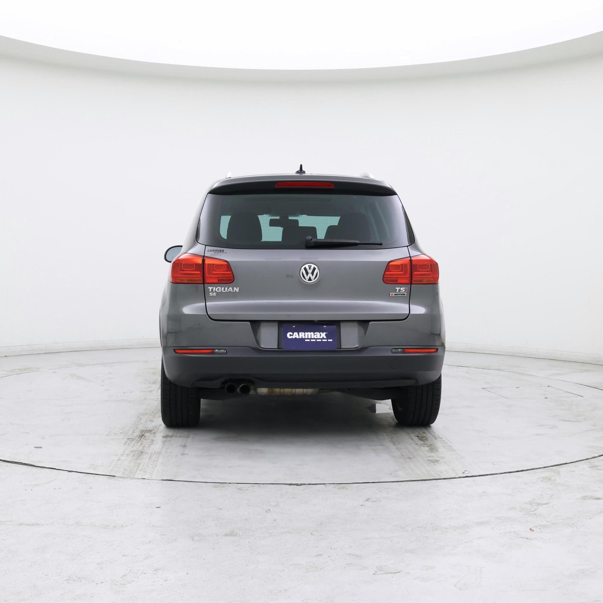 Thumbnail: 2016 Volkswagen Tiguan - 6