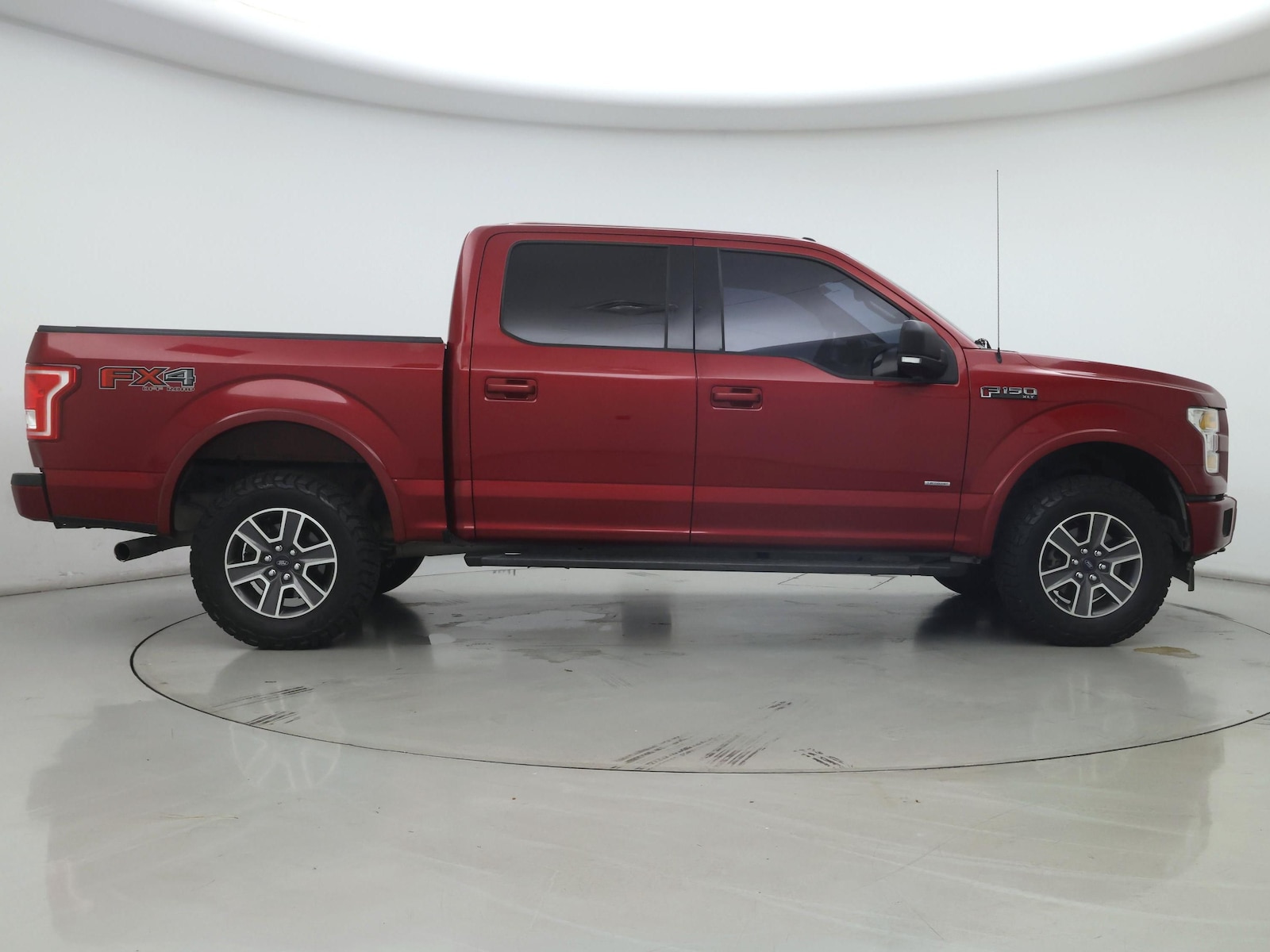 2017 Ford F-150 XLT - Photo 8
