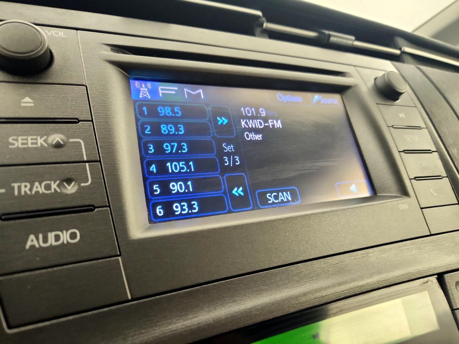 2015 Toyota Prius Two - Photo 16