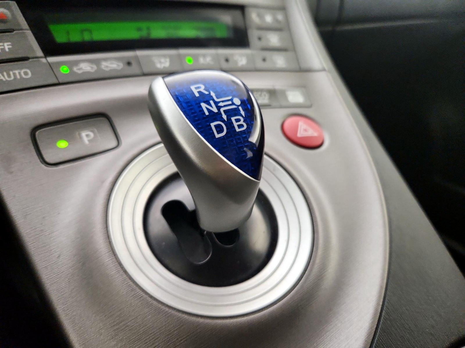 2015 Toyota Prius Two - Photo 18