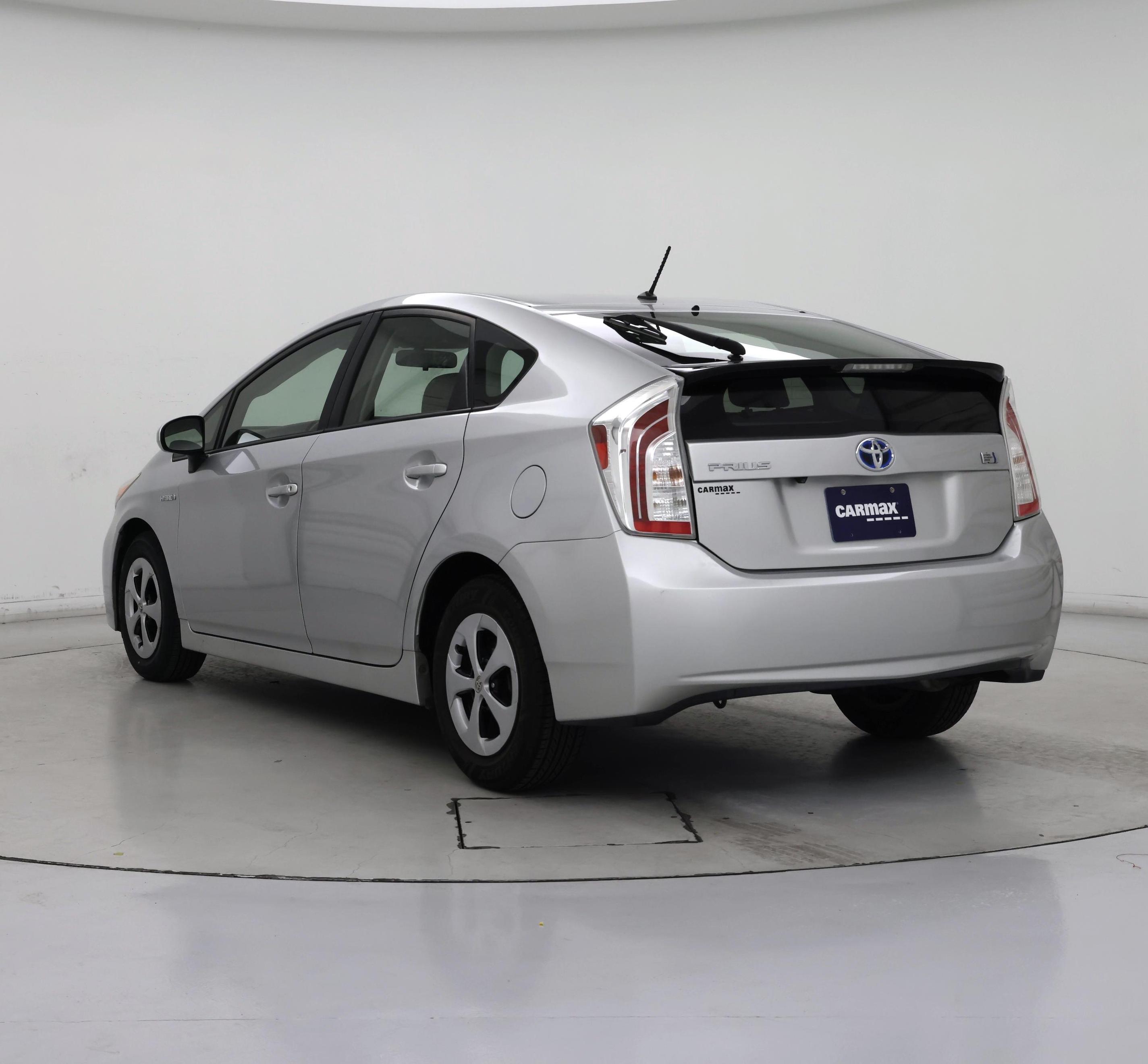 Thumbnail: 2015 Toyota Prius - 2
