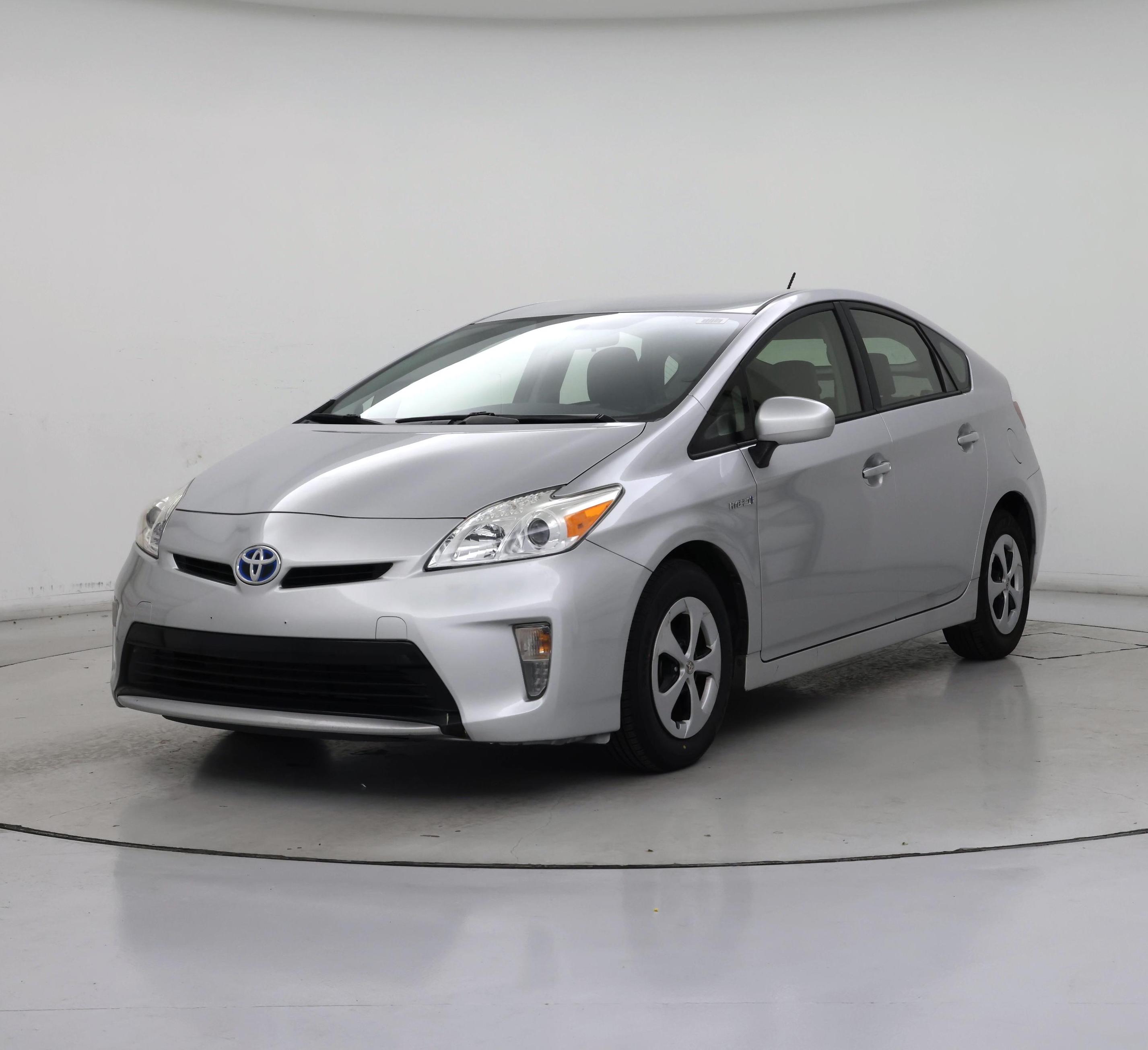 Thumbnail: 2015 Toyota Prius - 4