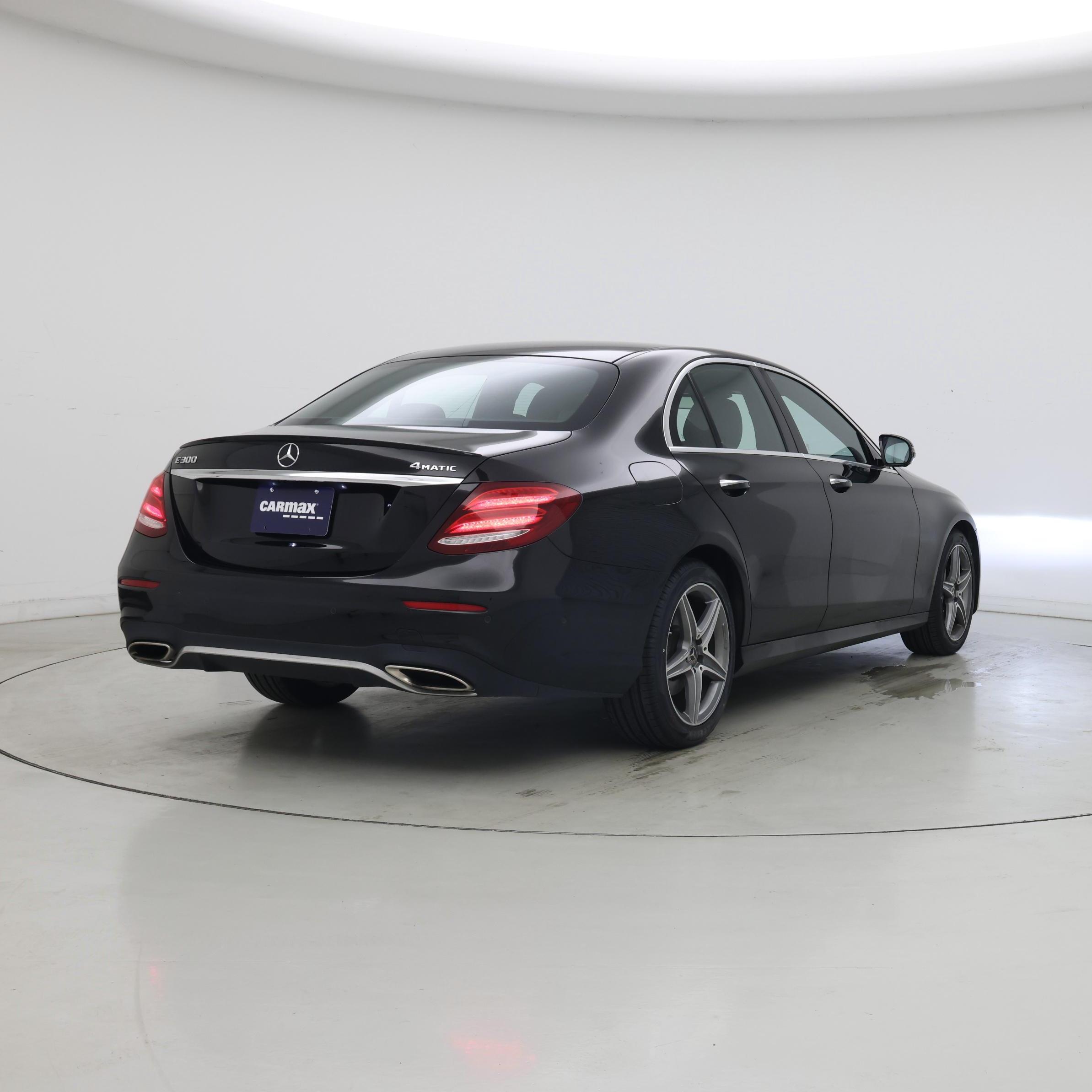 Thumbnail: 2018 Mercedes-Benz E-Class - 8