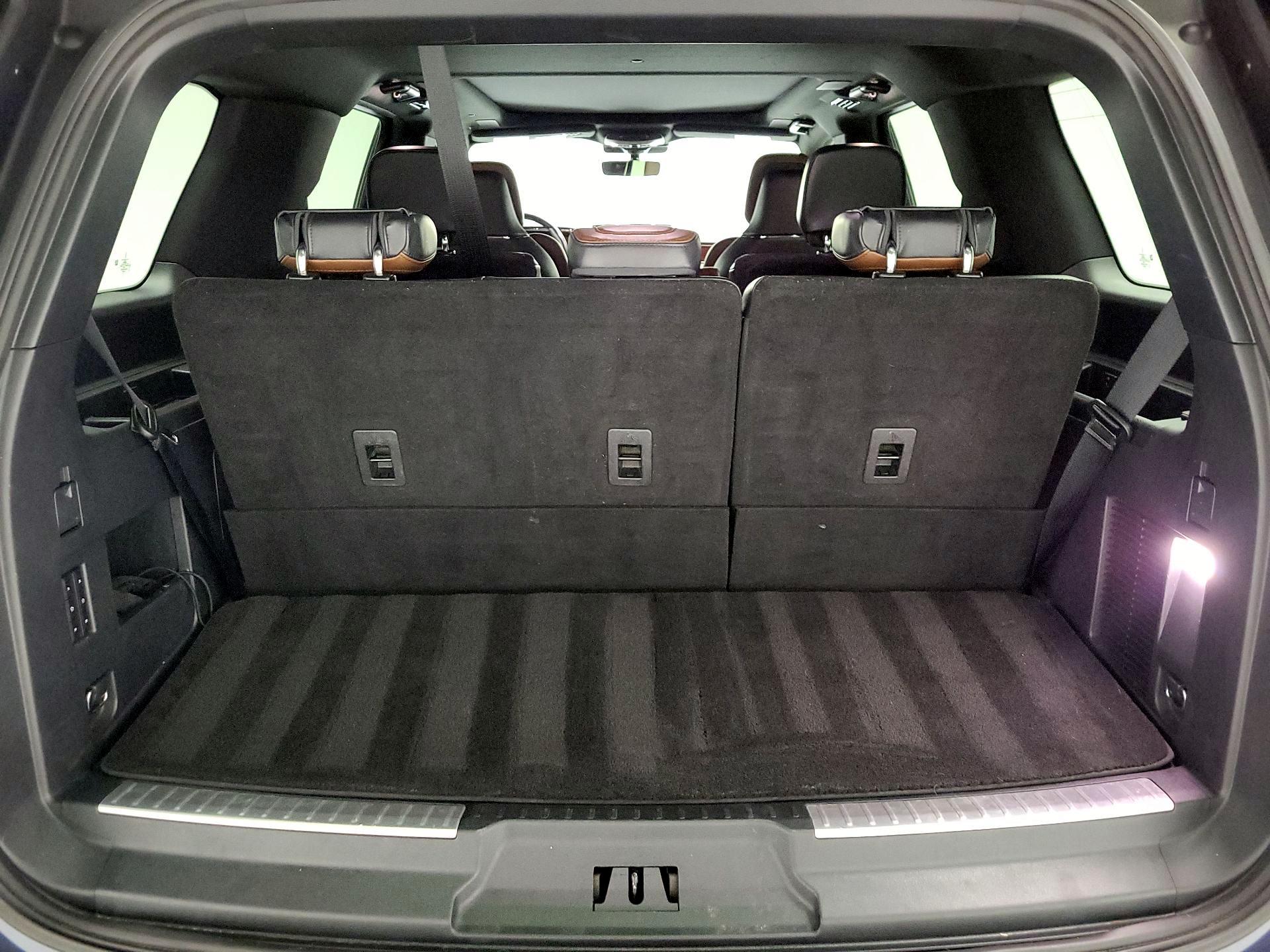 Thumbnail: 2023 Lincoln Navigator - 16
