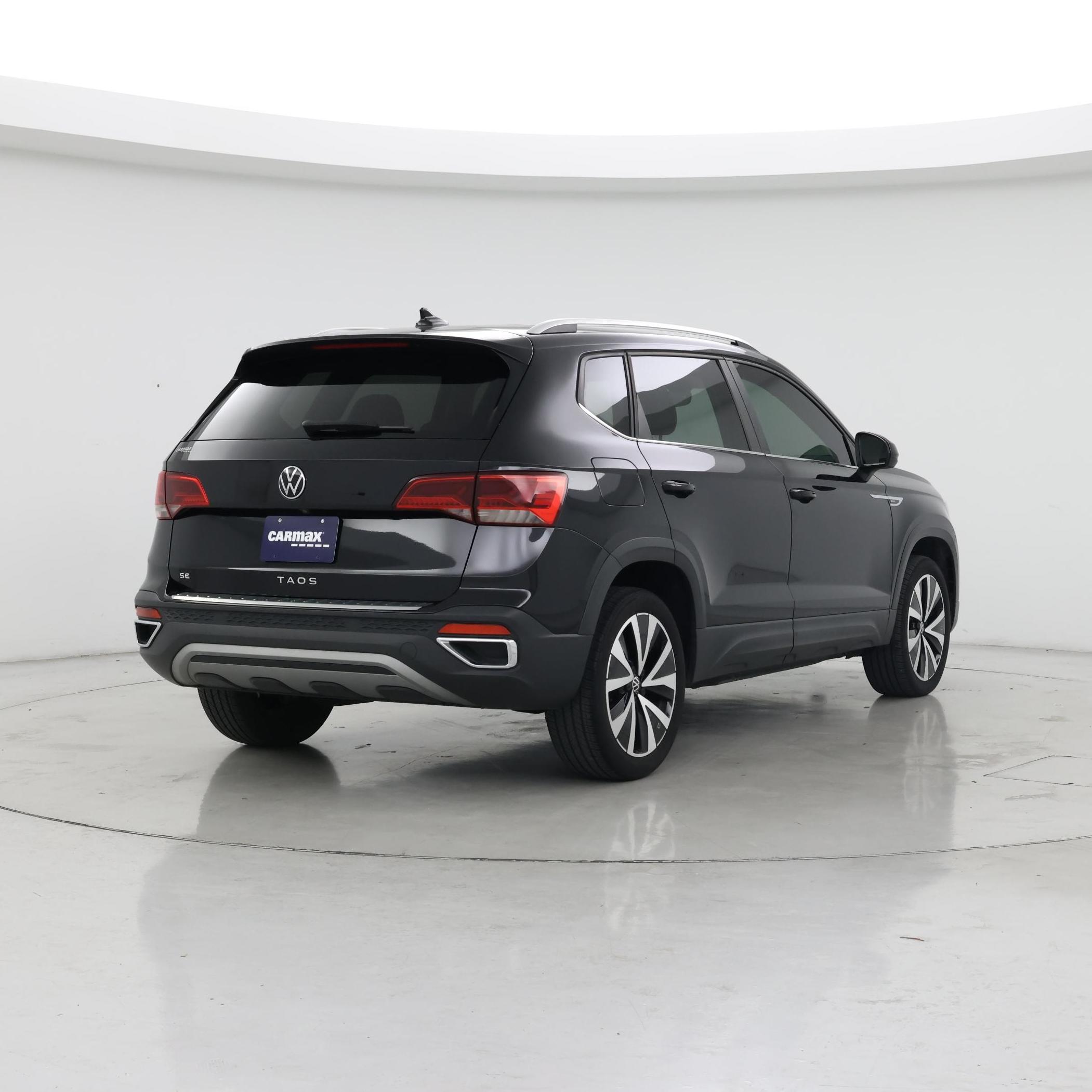 Thumbnail: 2023 Volkswagen Taos - 8