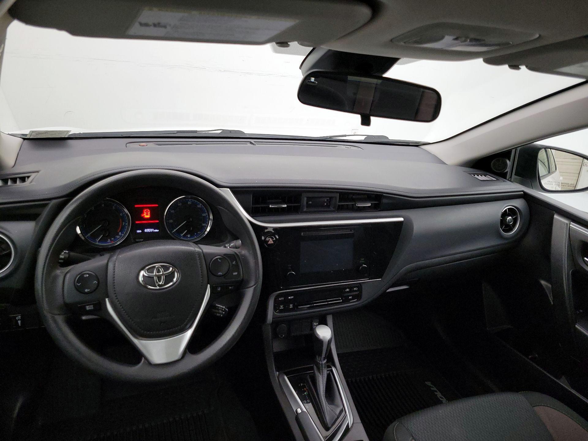 Thumbnail: 2018 Toyota Corolla - 9