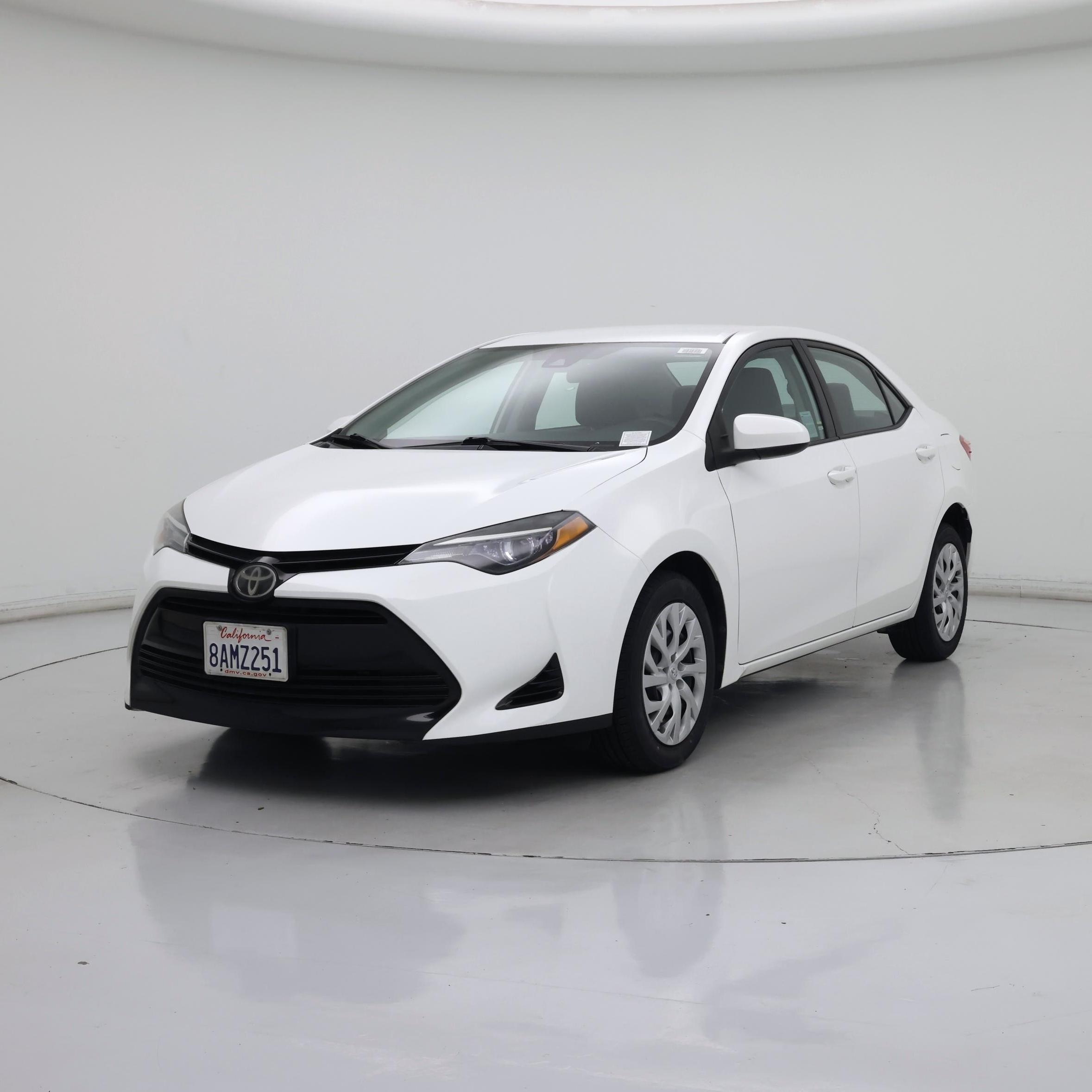 Thumbnail: 2018 Toyota Corolla - 4
