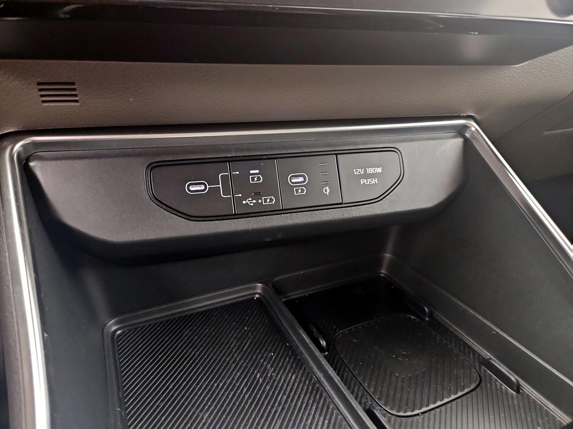 Thumbnail: 2026 Kia Carnival - 19