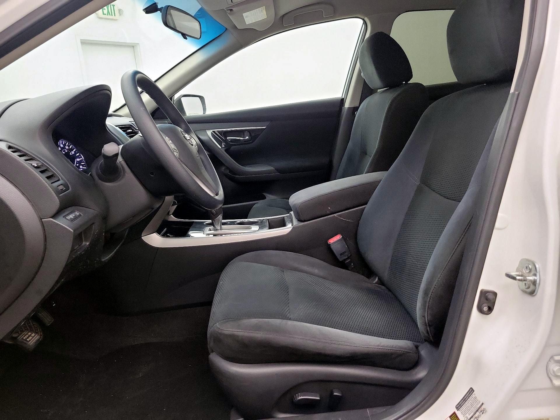 Thumbnail: 2014 Nissan Altima - 11