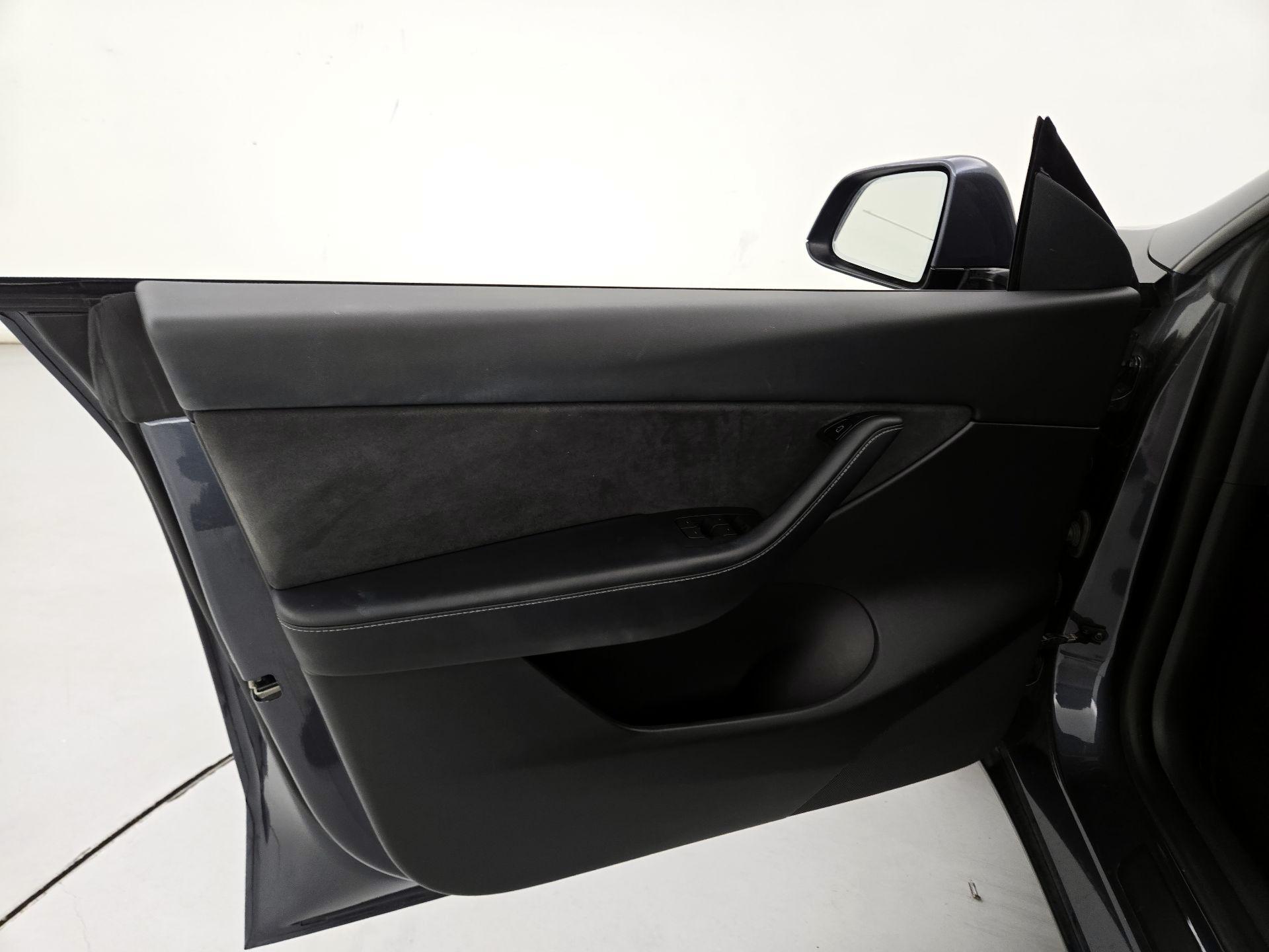 Thumbnail: 2022 Tesla Model Y - 12