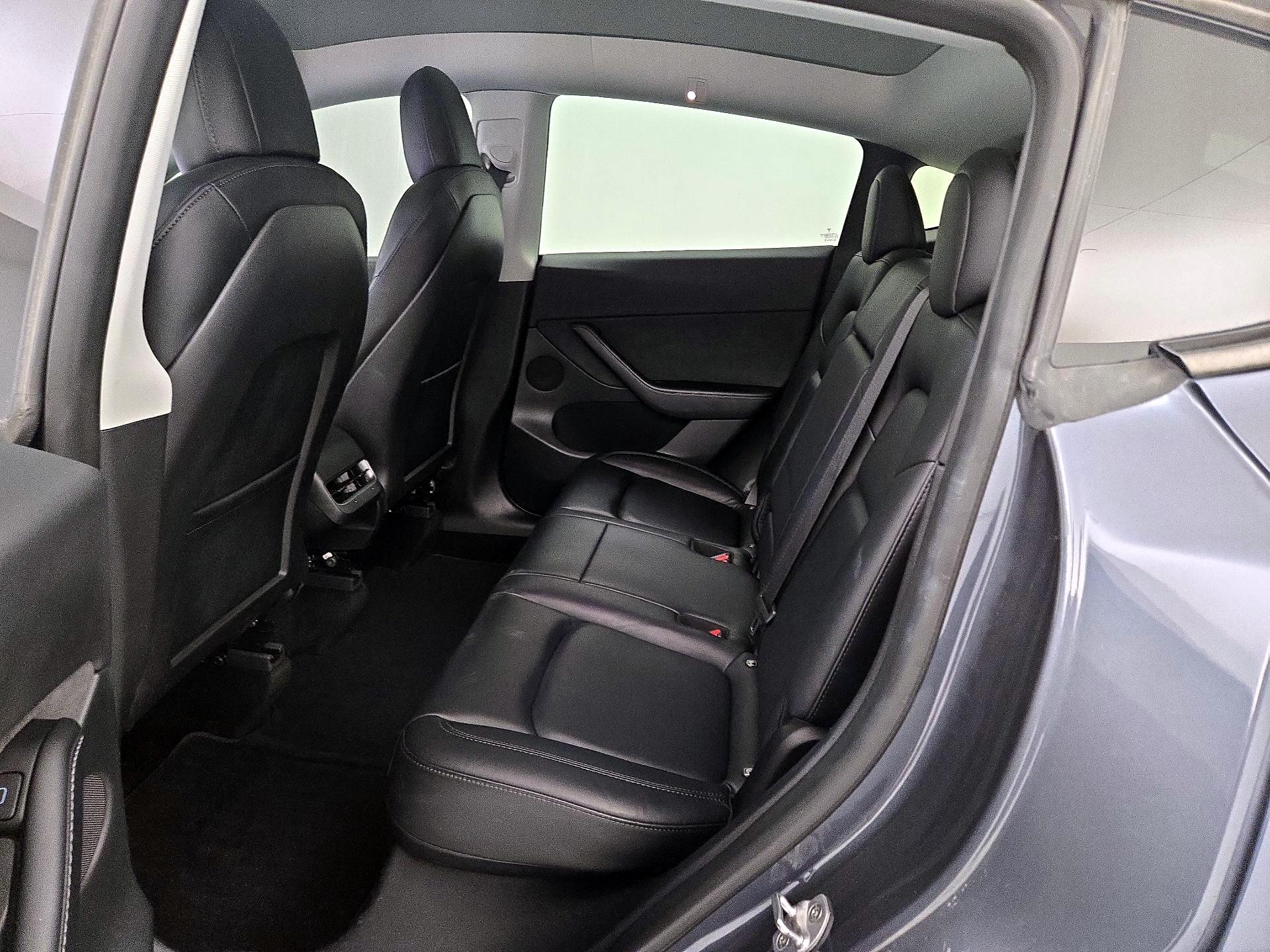 Thumbnail: 2022 Tesla Model Y - 20