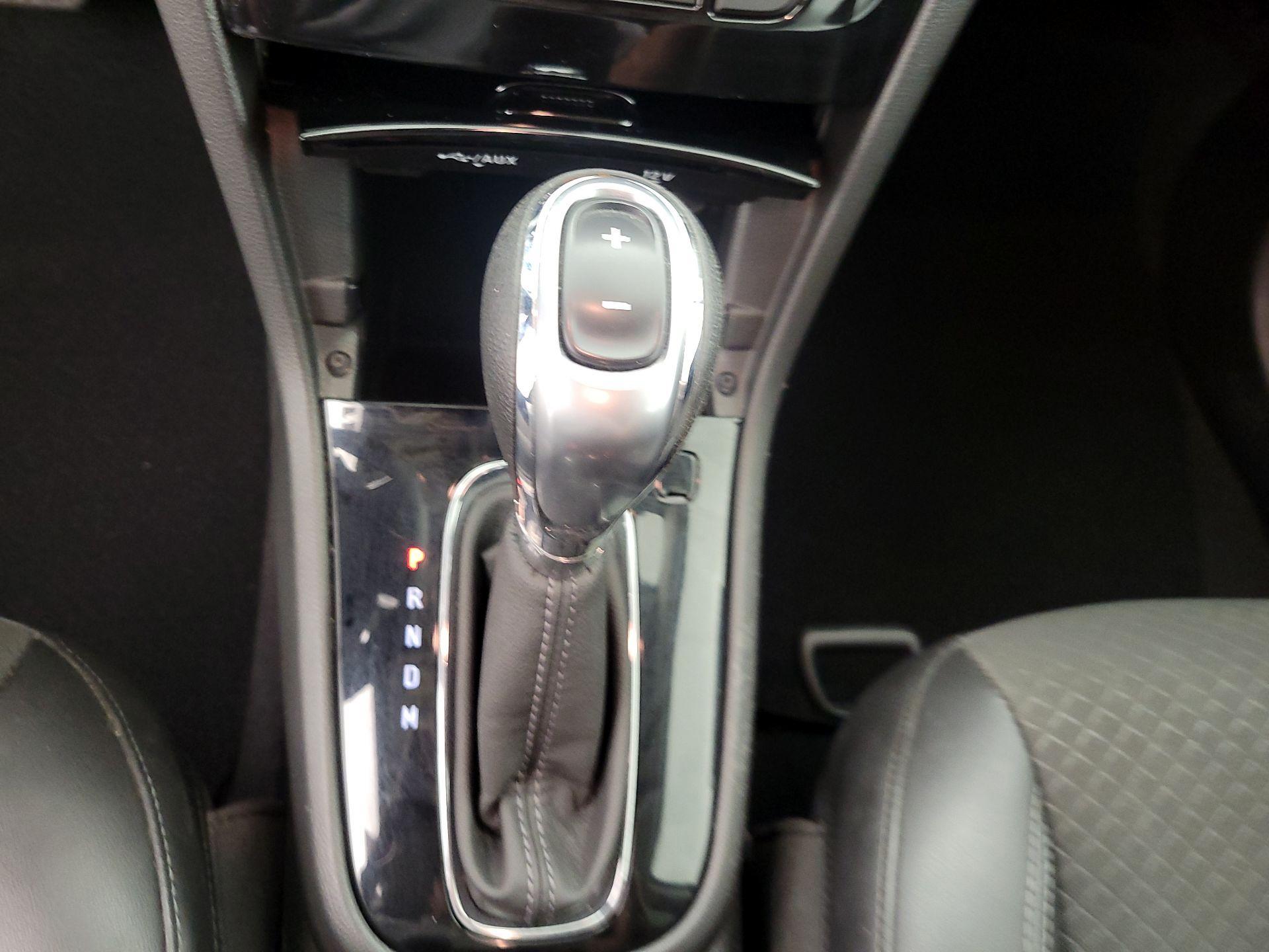 Thumbnail: 2018 Buick Encore - 17