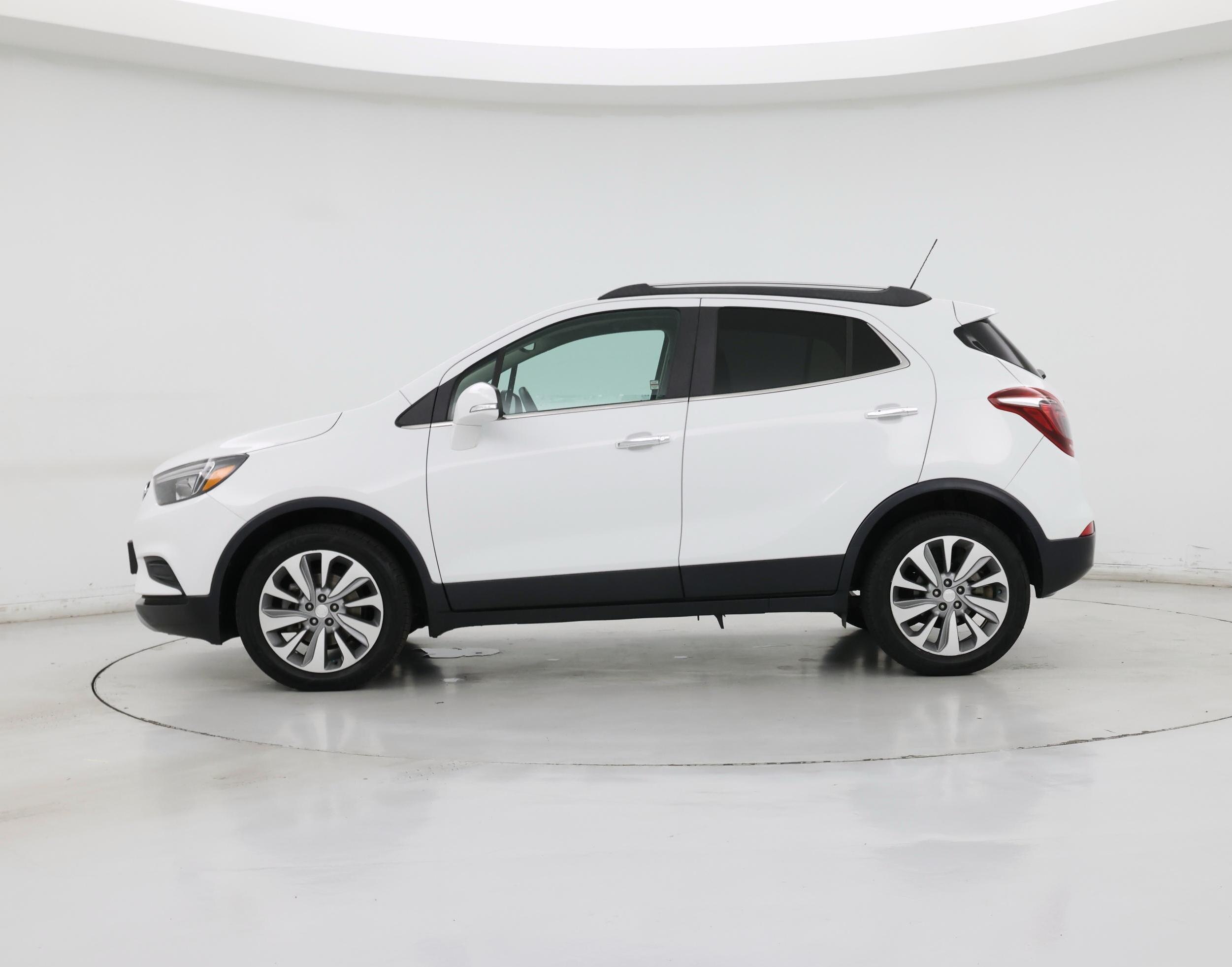 Thumbnail: 2018 Buick Encore - 3