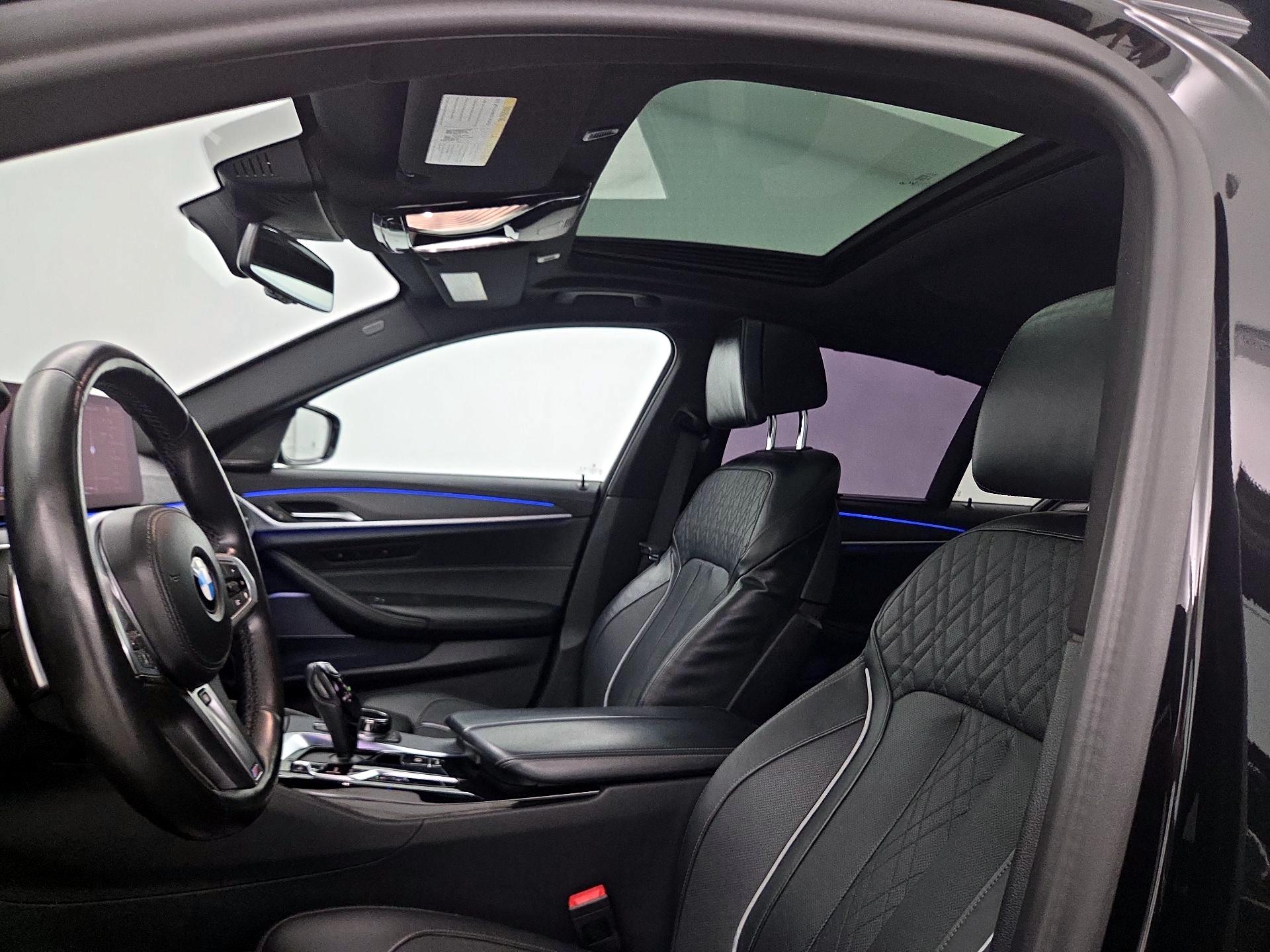 Thumbnail: 2022 BMW 5 Series - 20