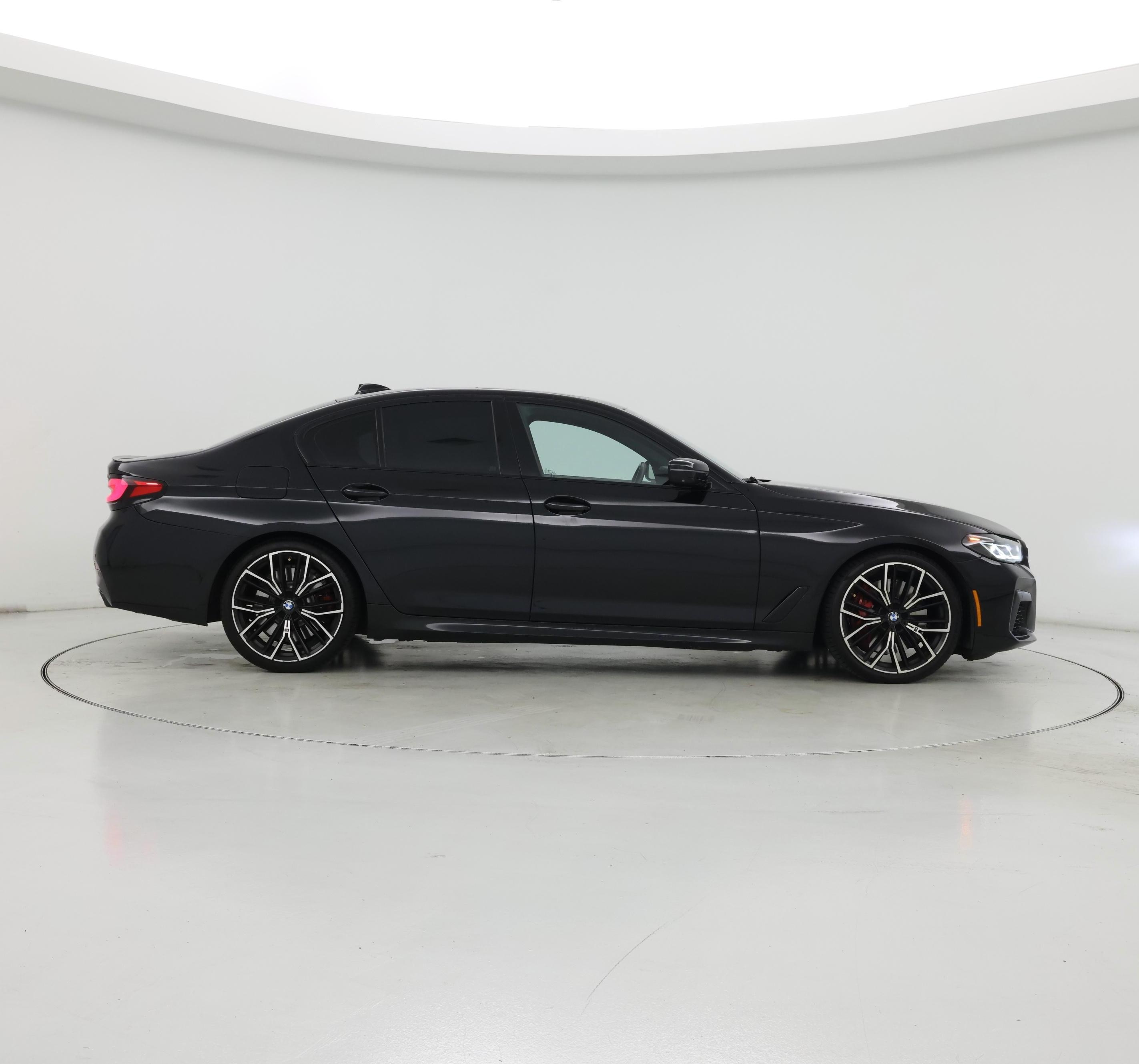 Thumbnail: 2022 BMW 5 Series - 7