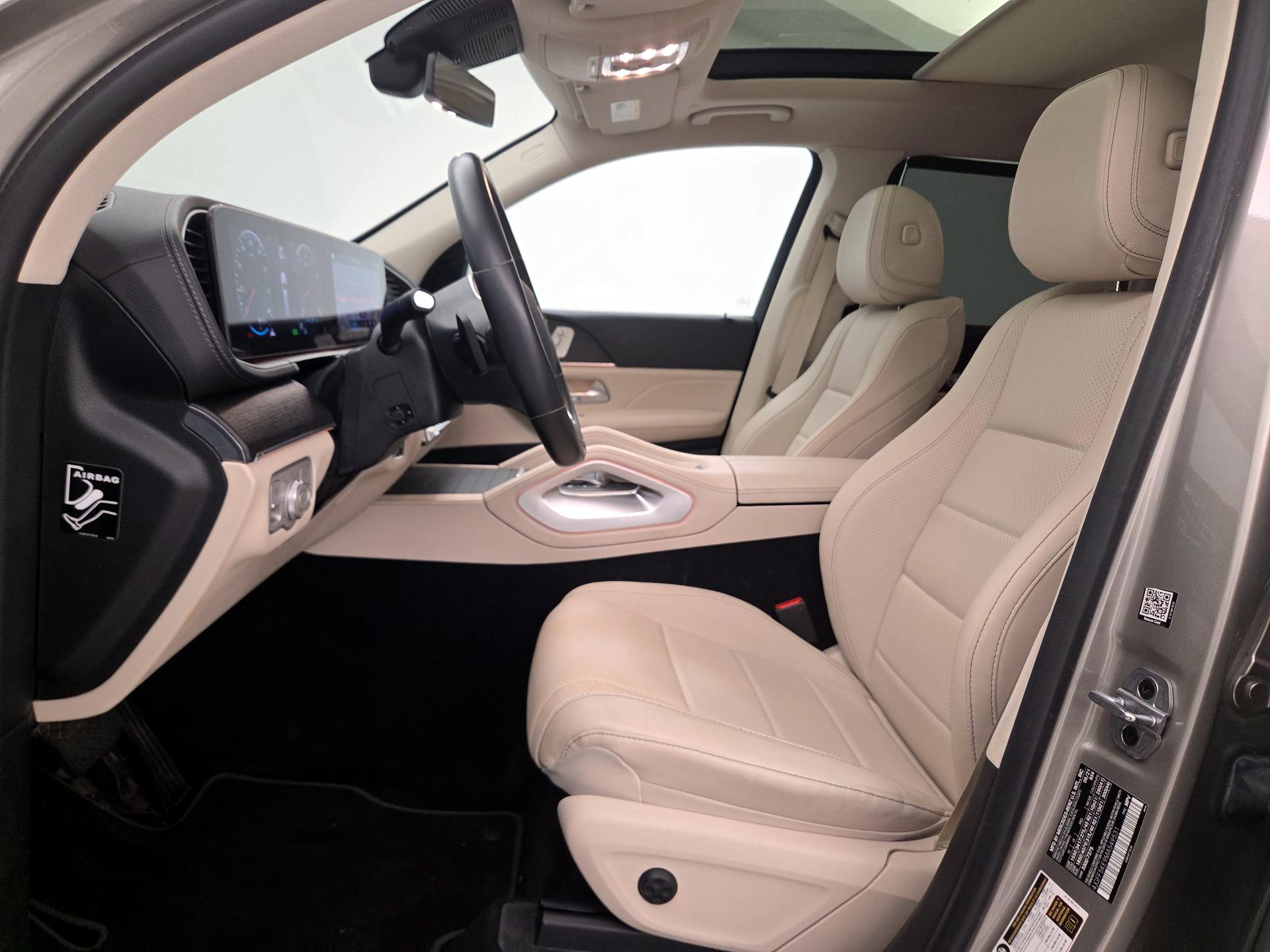 Thumbnail: 2021 Mercedes-Benz GLS - 11