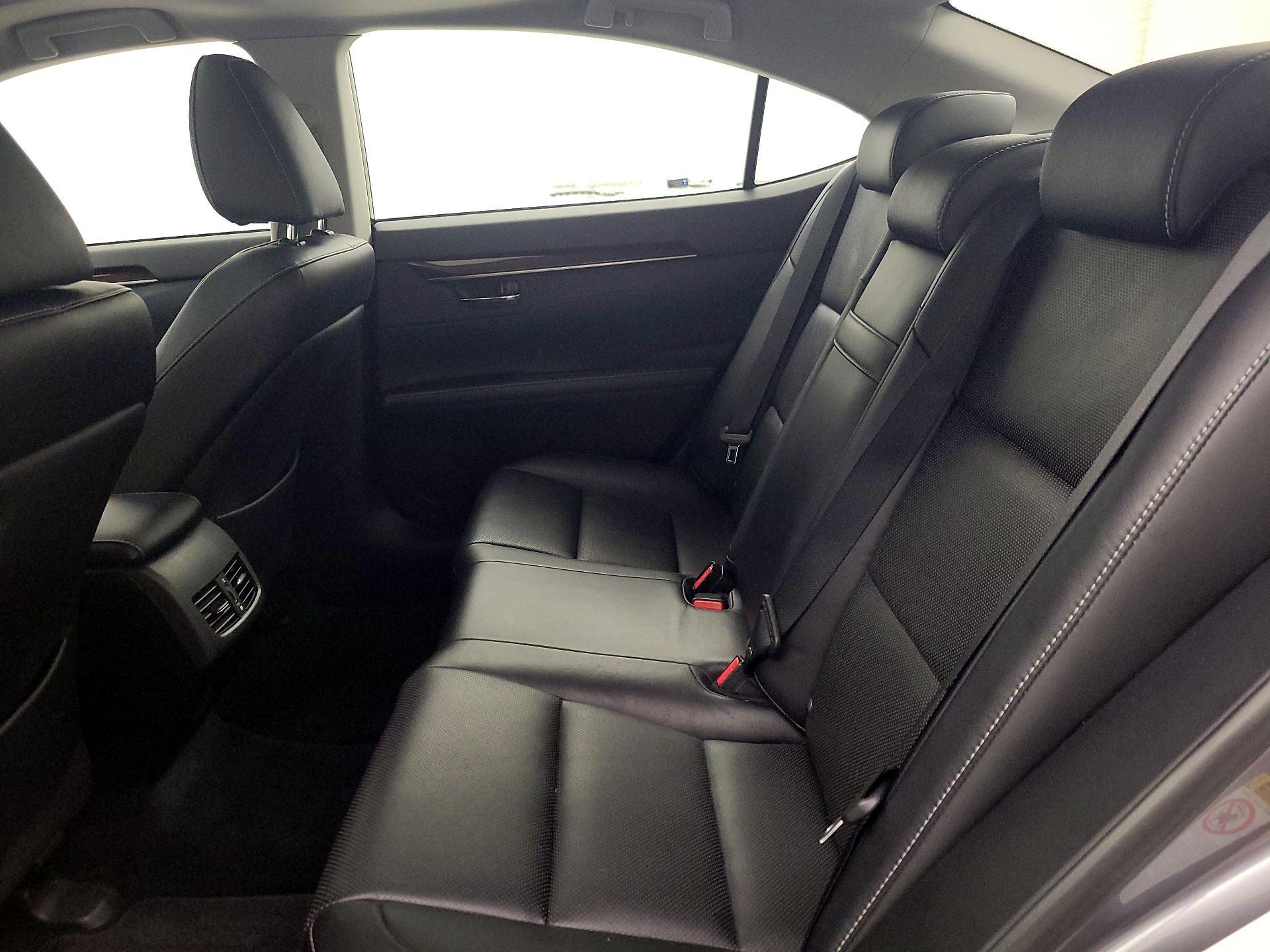 Thumbnail: 2014 Lexus ES - 20