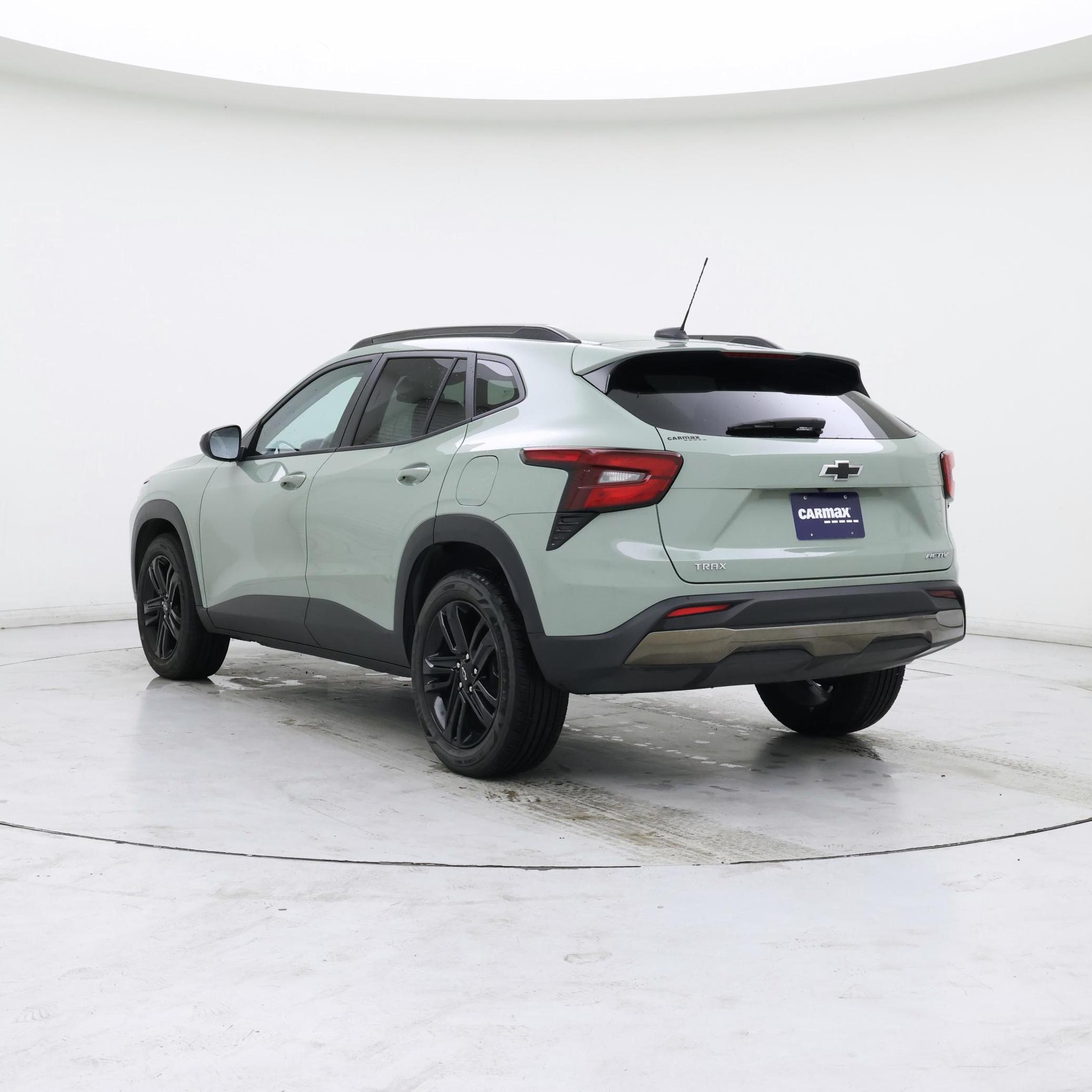 Thumbnail: 2025 Chevrolet Trax - 2