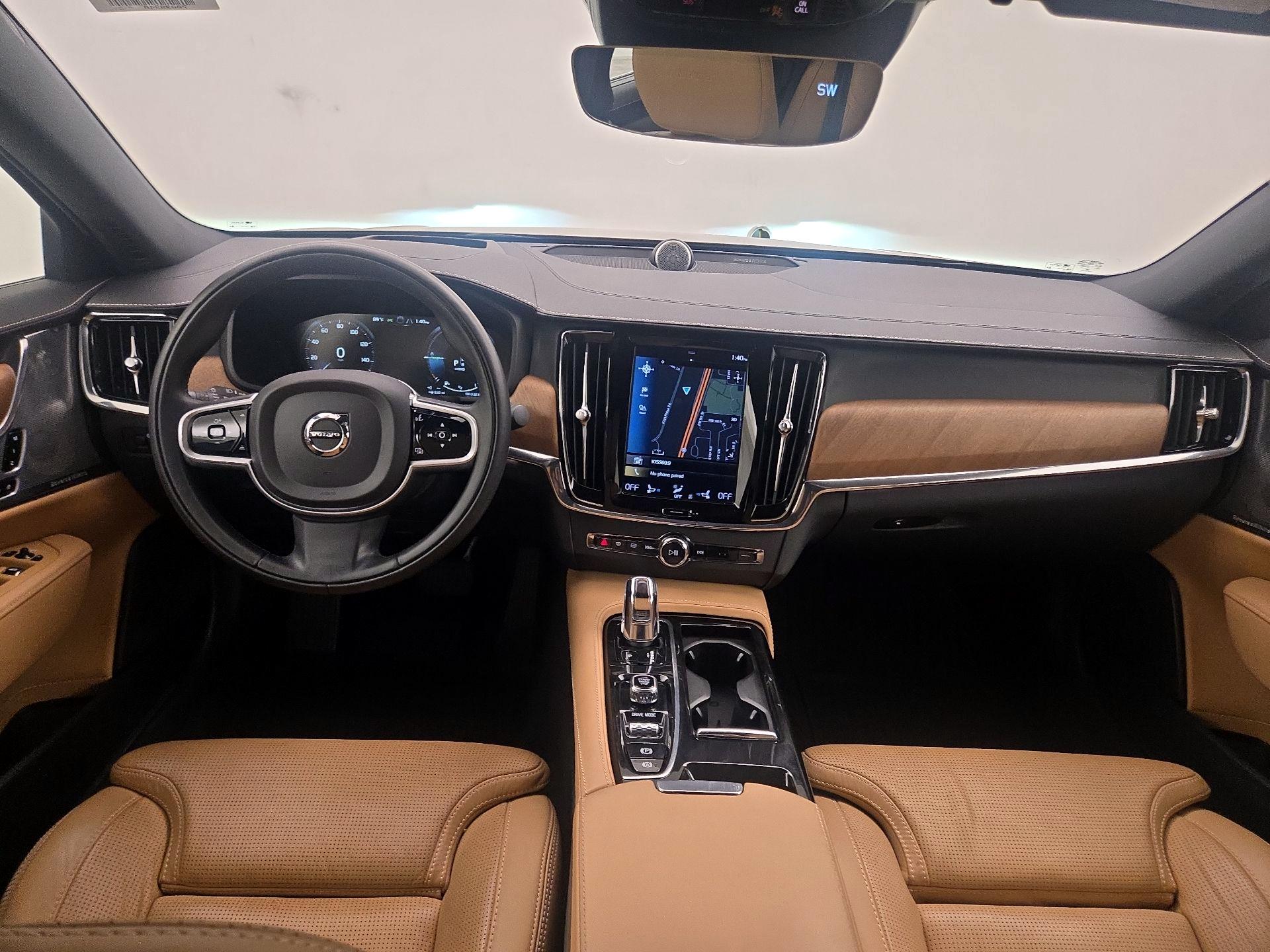 Thumbnail: 2019 Volvo S90 - 9