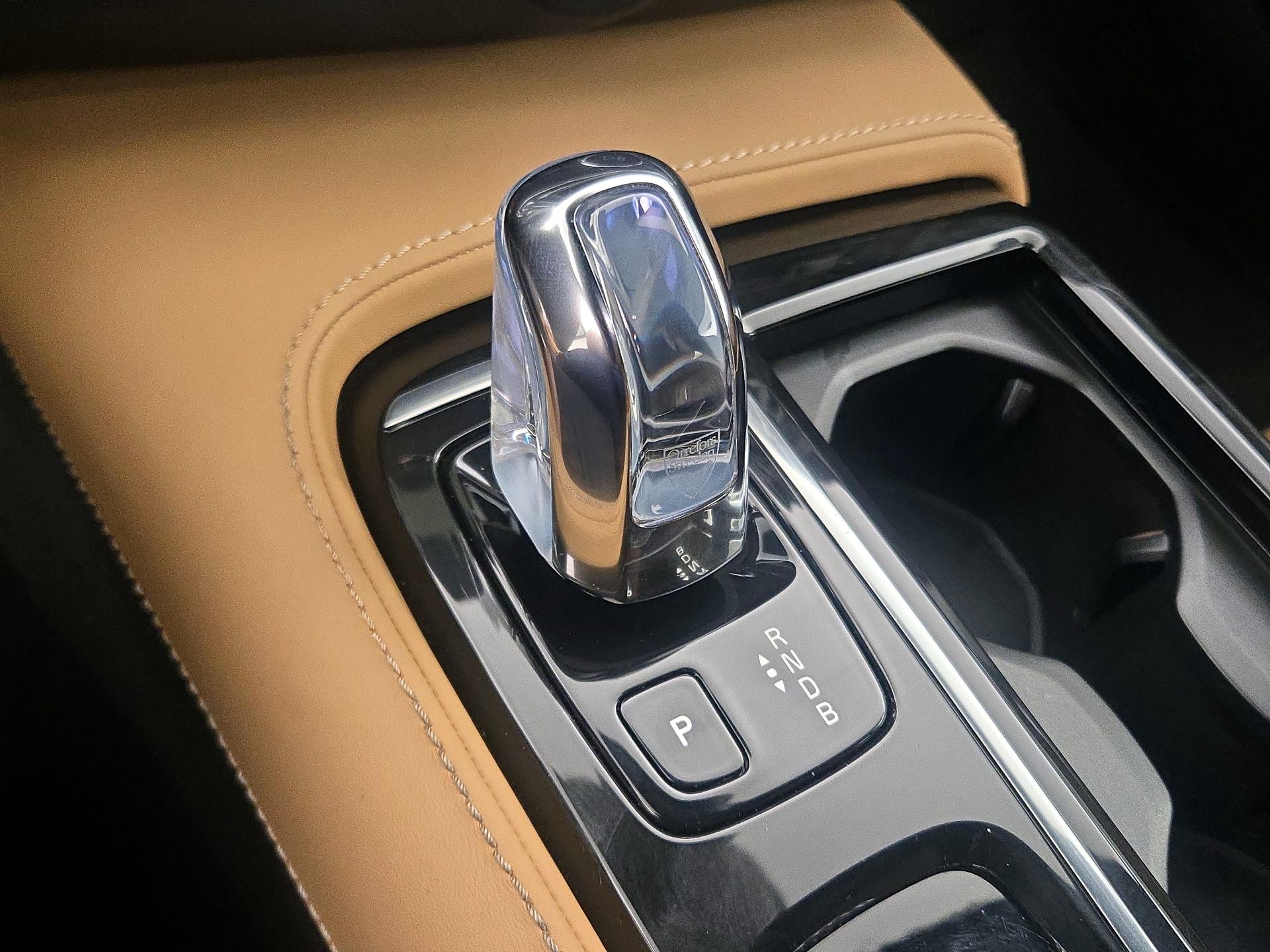 Thumbnail: 2019 Volvo S90 - 18
