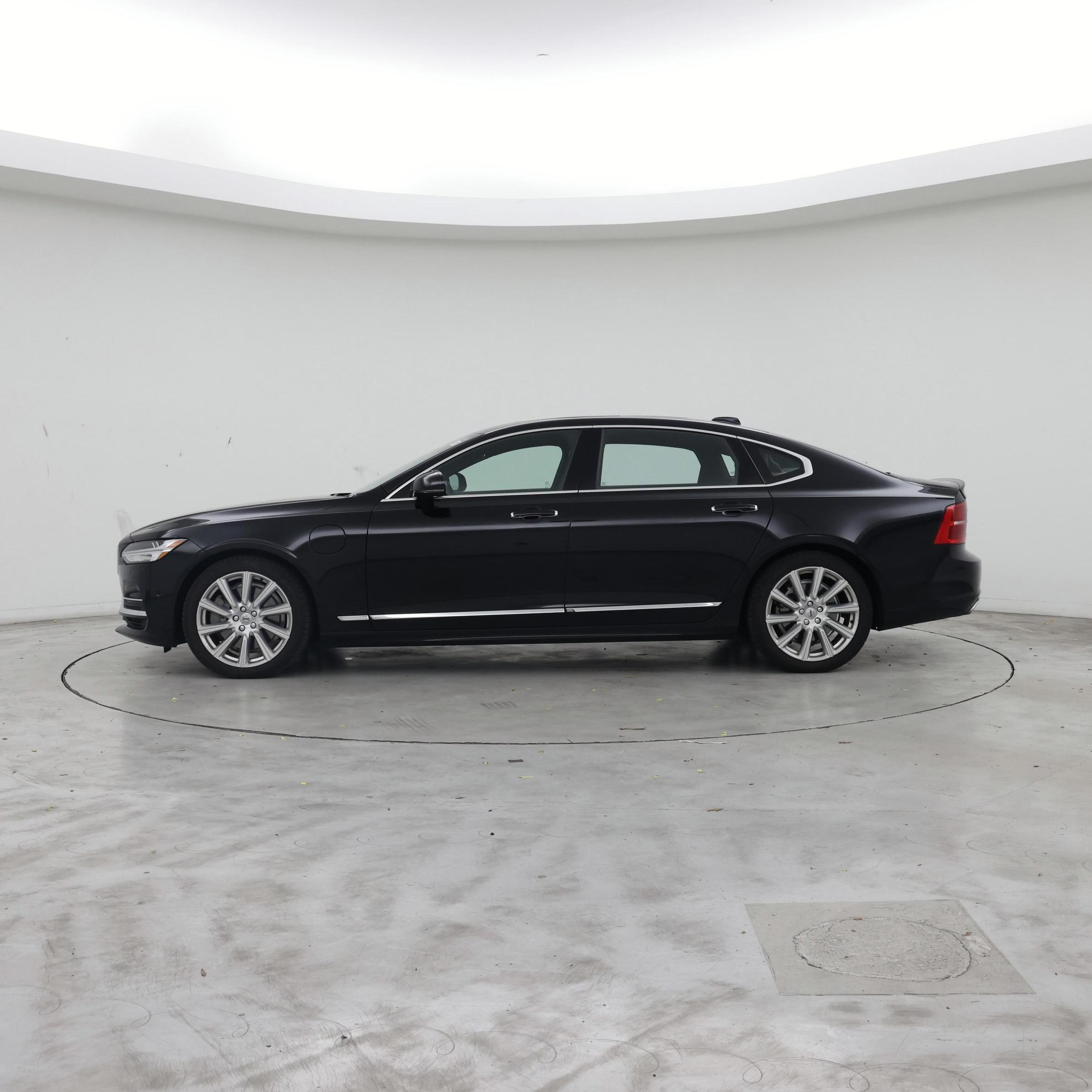Thumbnail: 2019 Volvo S90 - 3