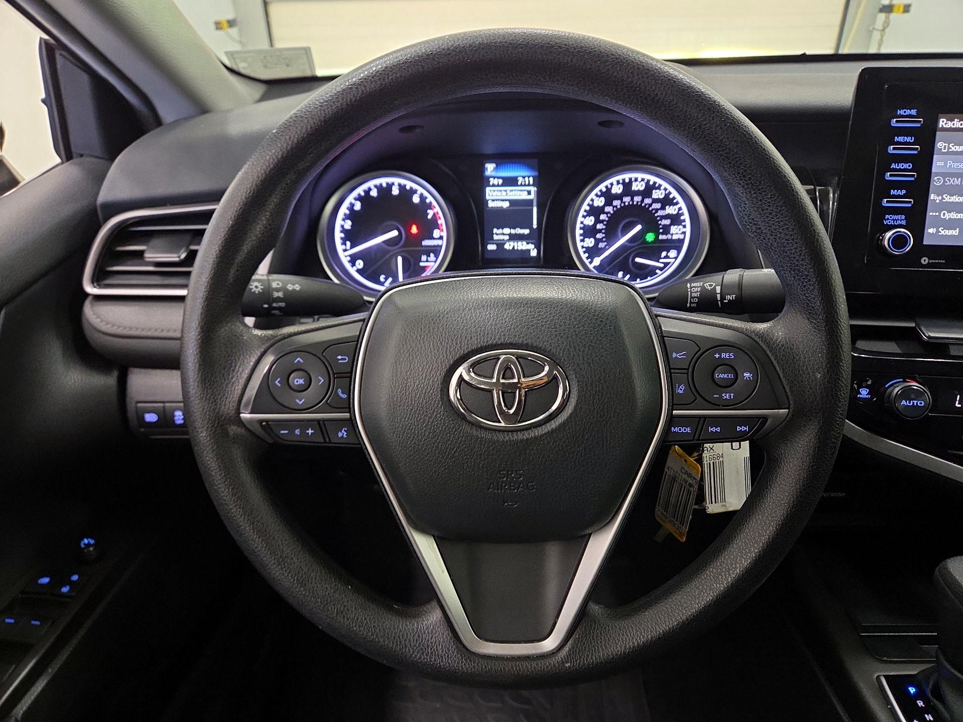Thumbnail: 2023 Toyota Camry - 10