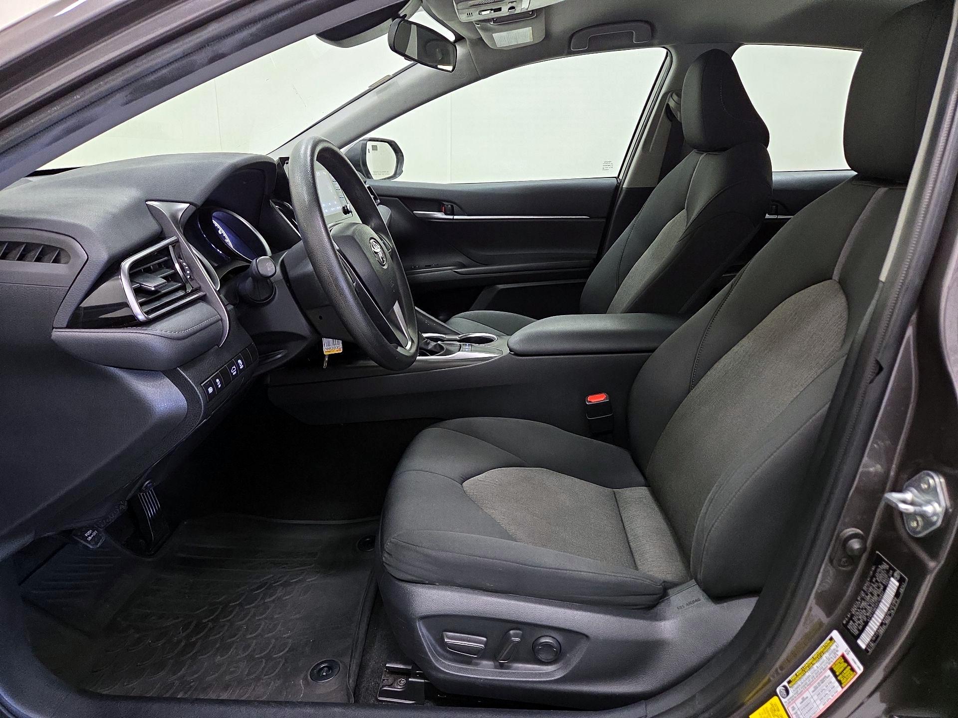 Thumbnail: 2023 Toyota Camry - 11