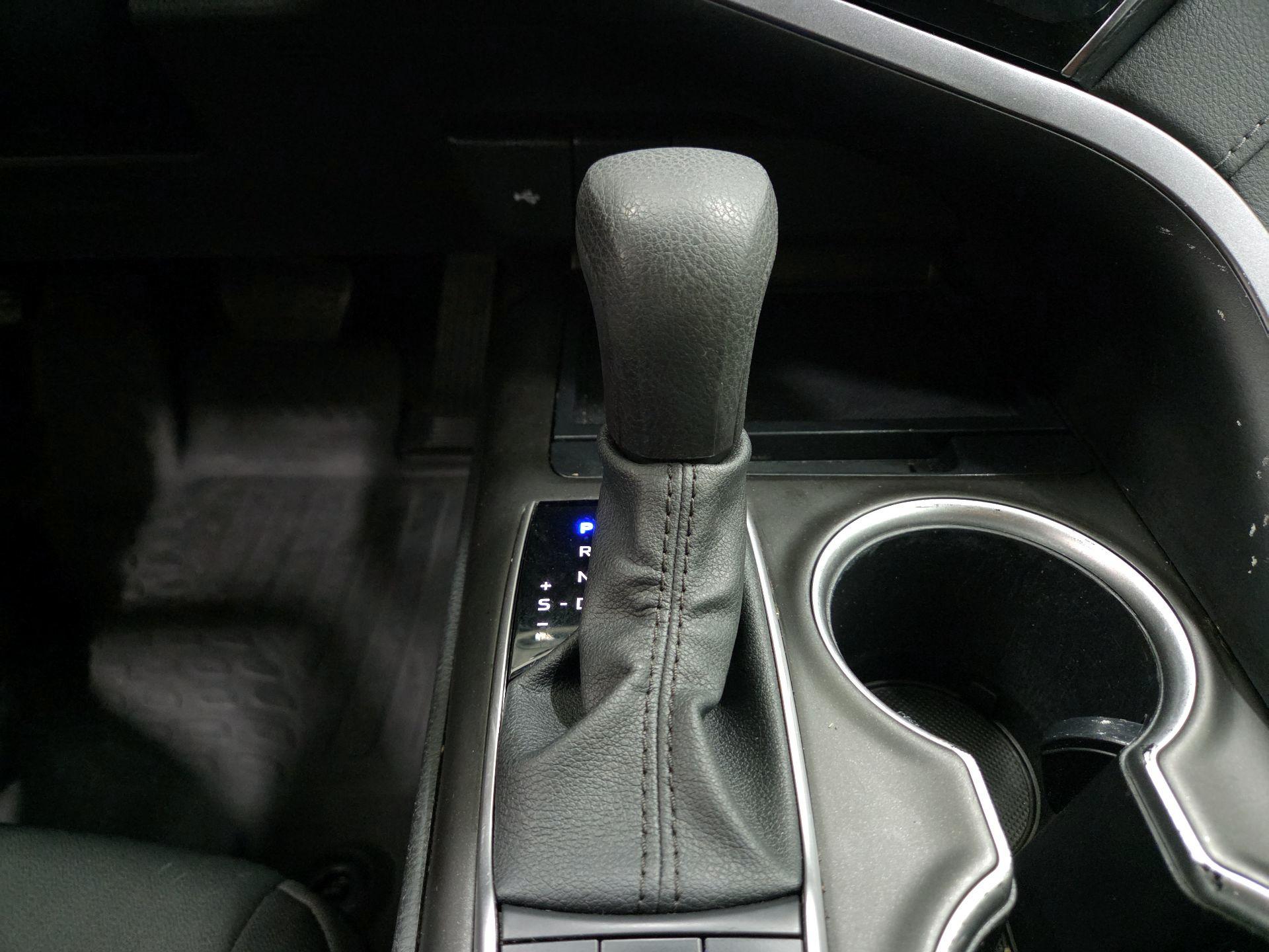 Thumbnail: 2023 Toyota Camry - 17