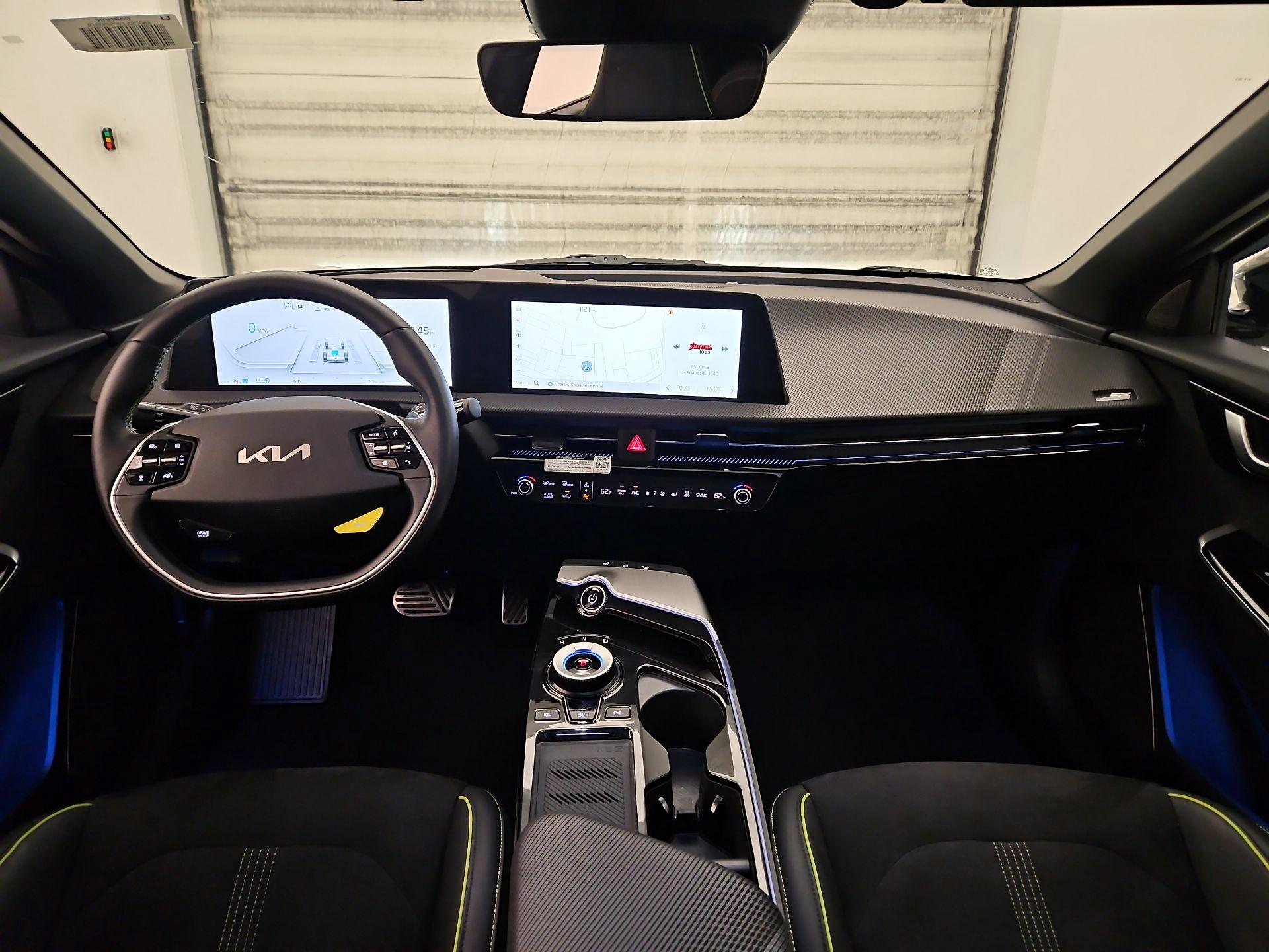 Thumbnail: 2023 Kia EV6 - 9