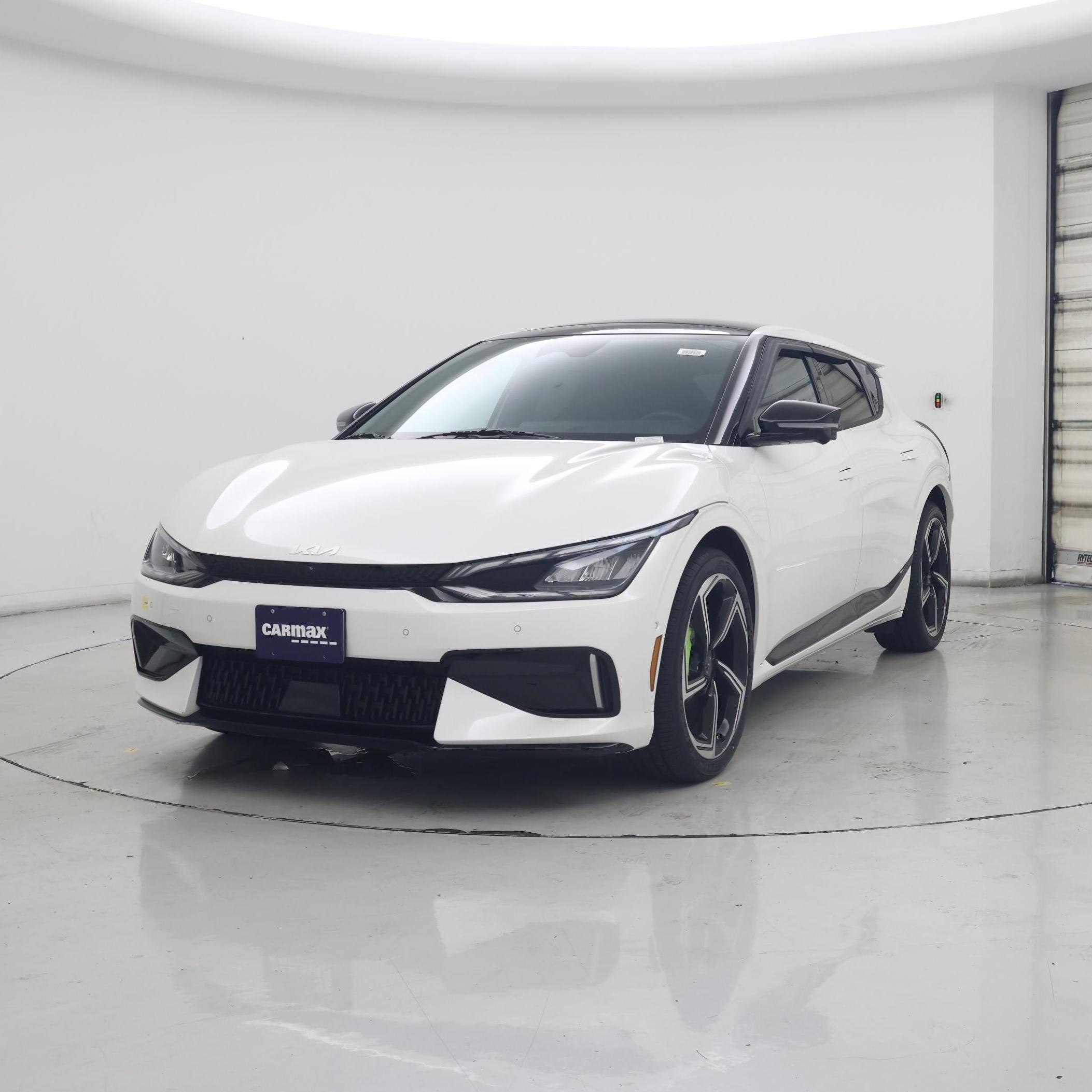 Thumbnail: 2023 Kia EV6 - 4