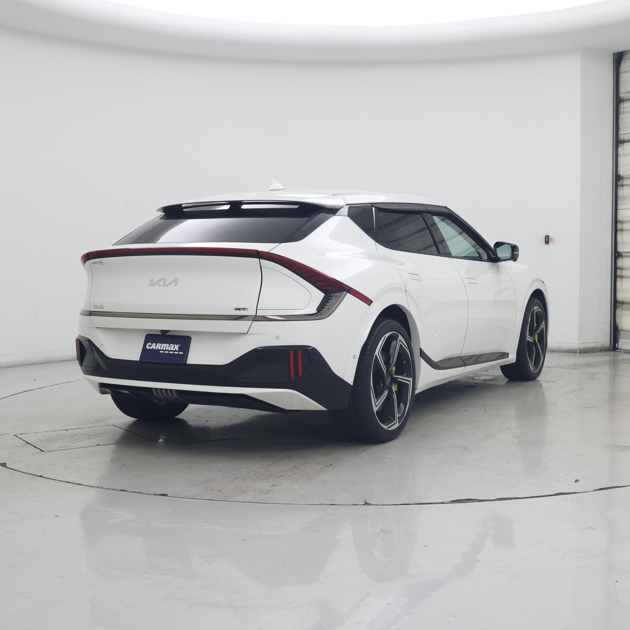 Thumbnail: 2023 Kia EV6 - 8